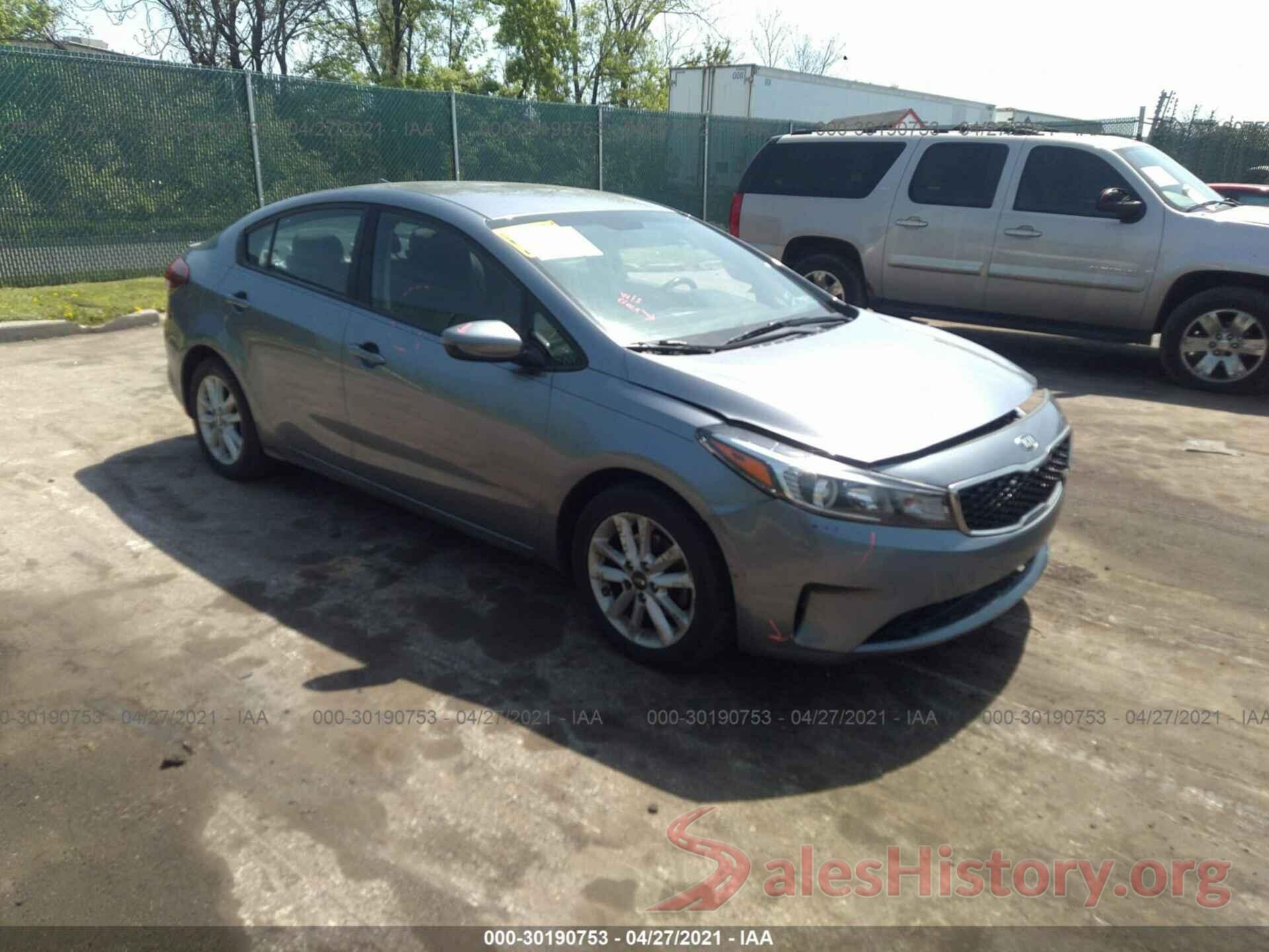 3KPFL4A74HE109648 2017 KIA FORTE