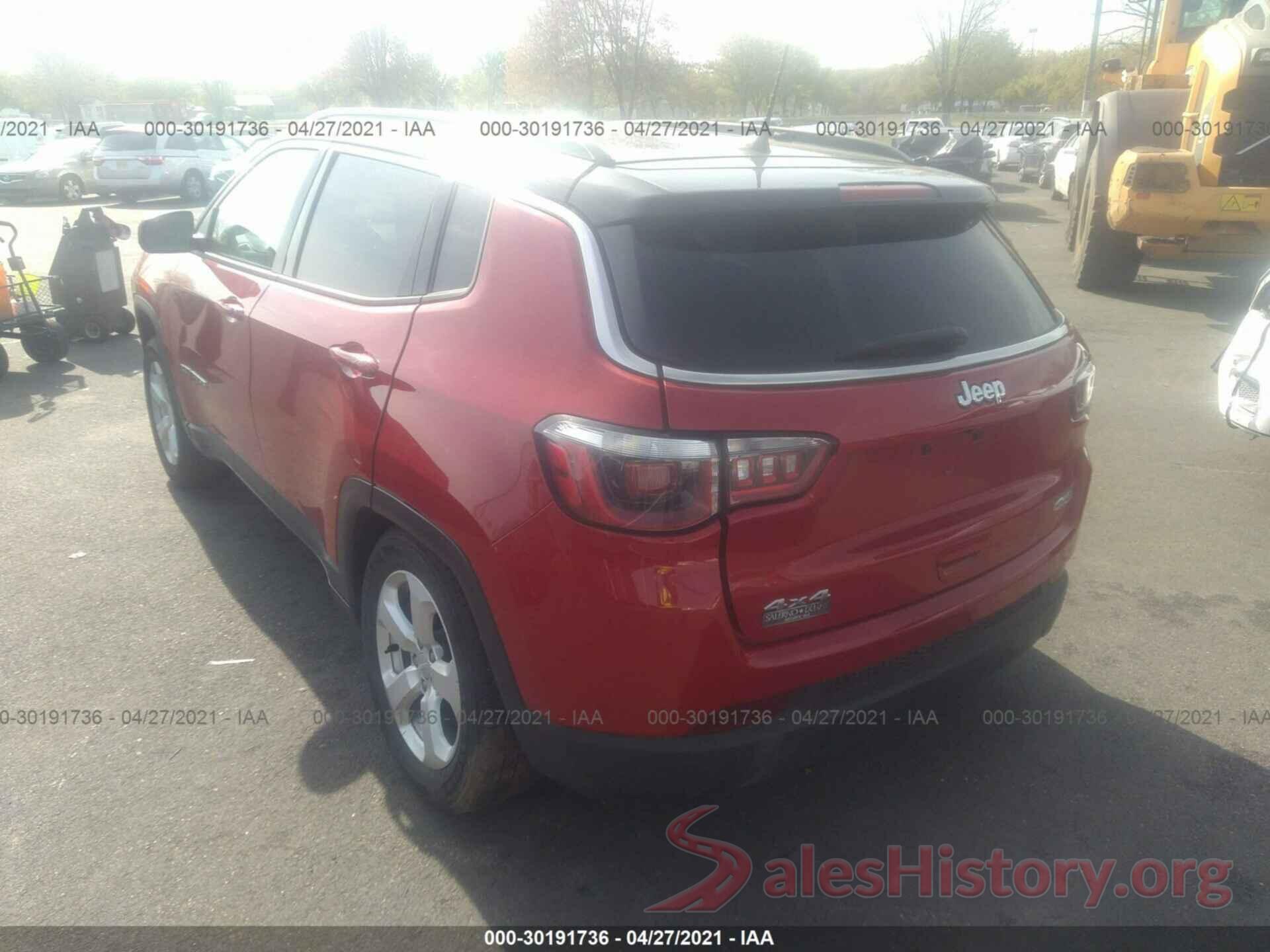 3C4NJDBB8JT143856 2018 JEEP COMPASS