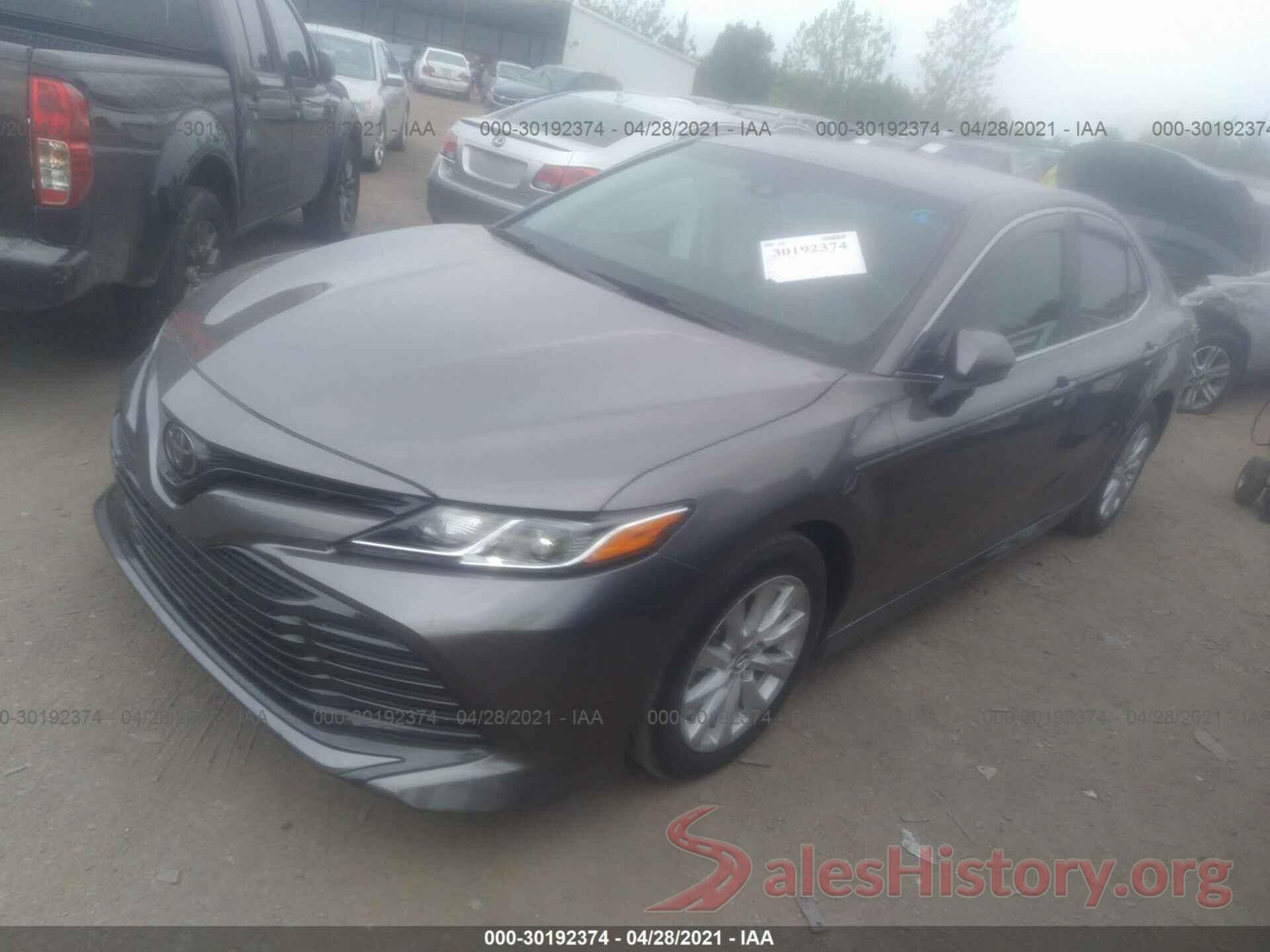 4T1B11HK8JU655885 2018 TOYOTA CAMRY