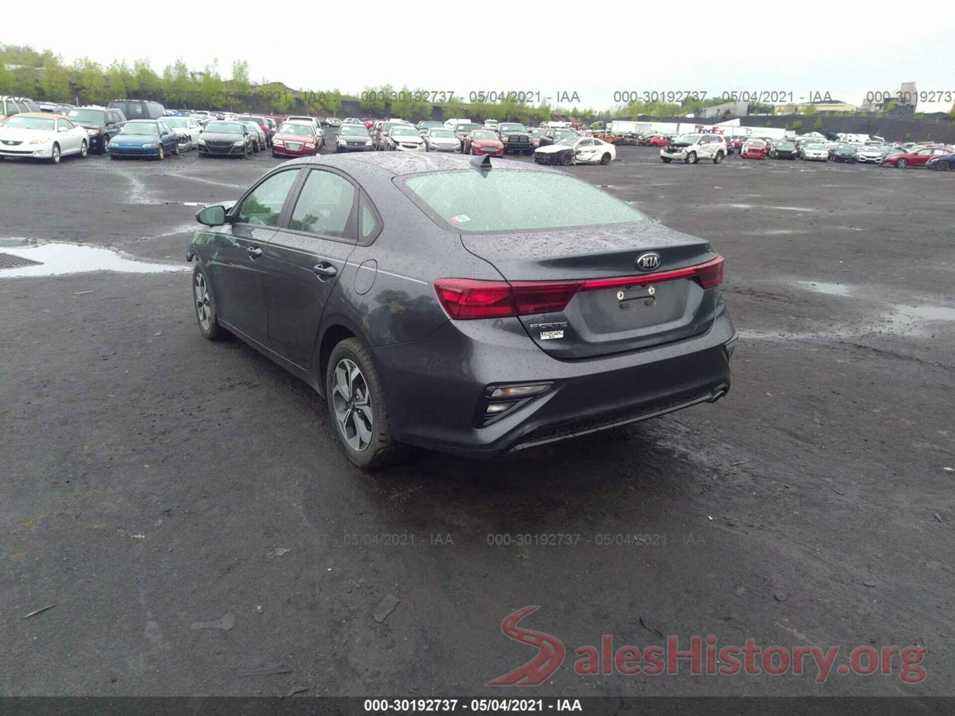 3KPF24AD8KE124802 2019 KIA FORTE