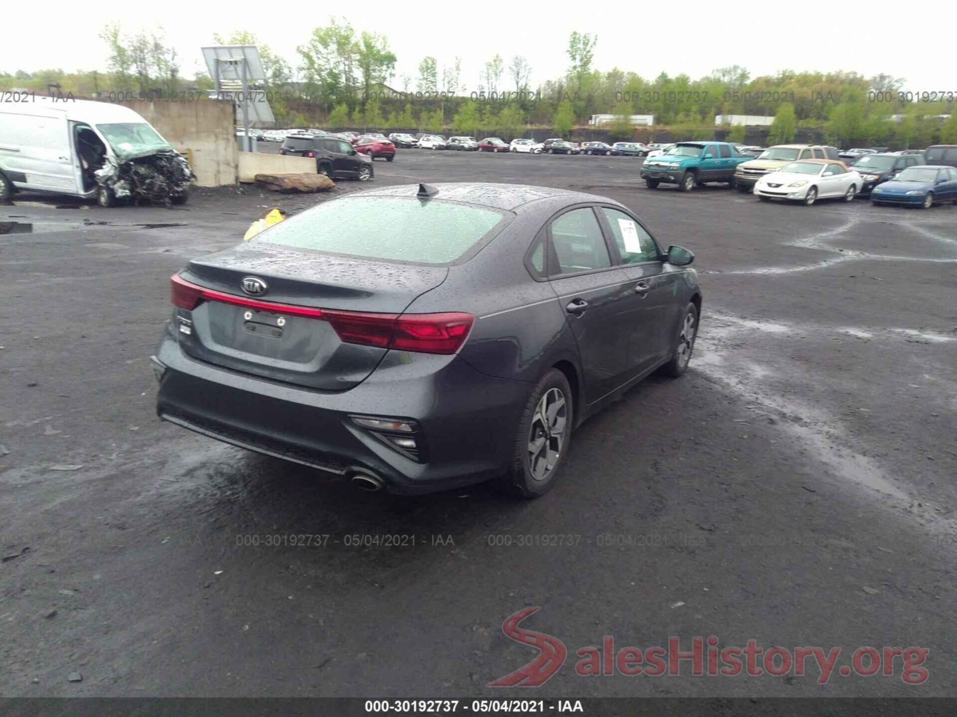 3KPF24AD8KE124802 2019 KIA FORTE