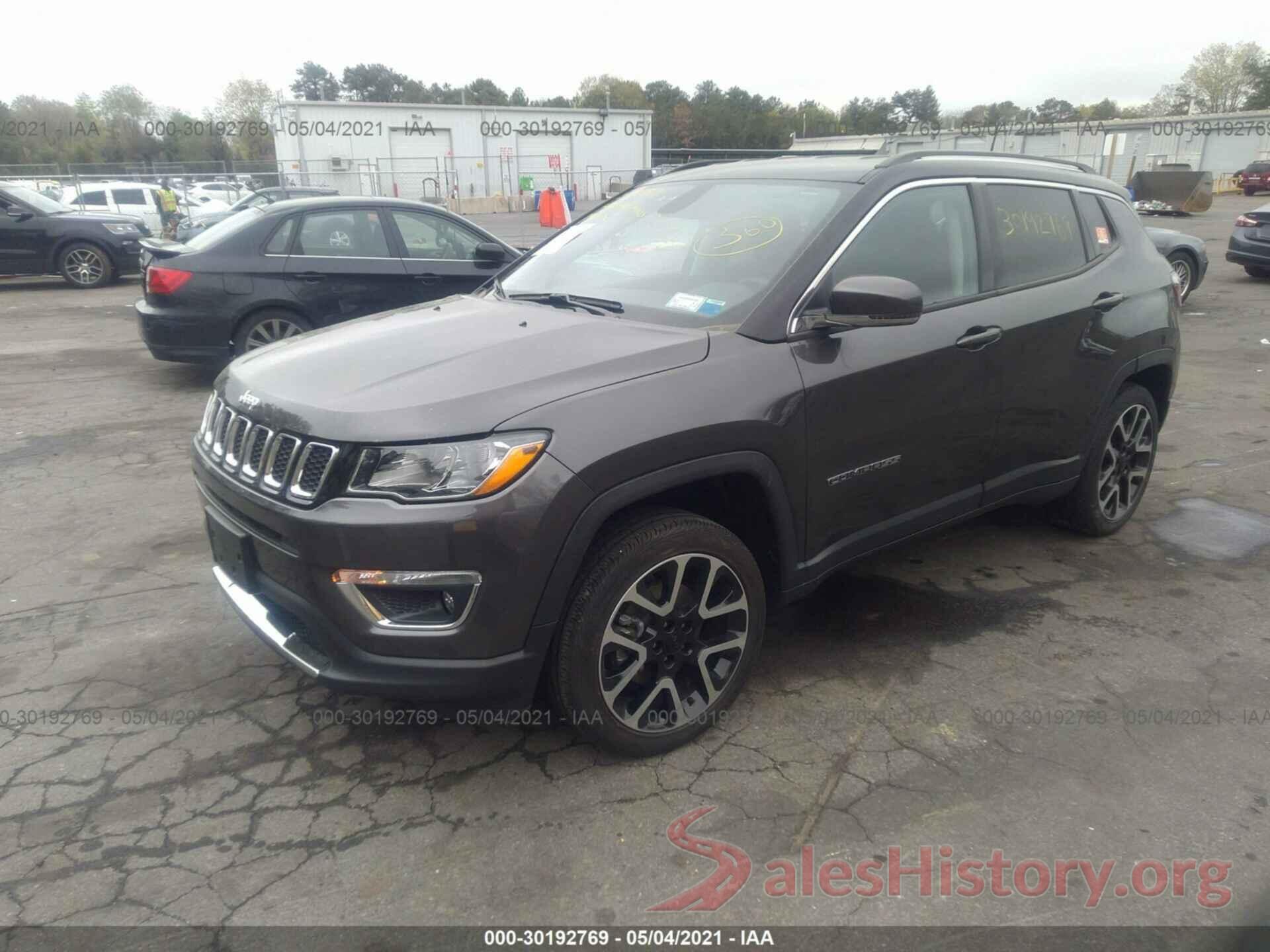 3C4NJDCB3JT481857 2018 JEEP COMPASS