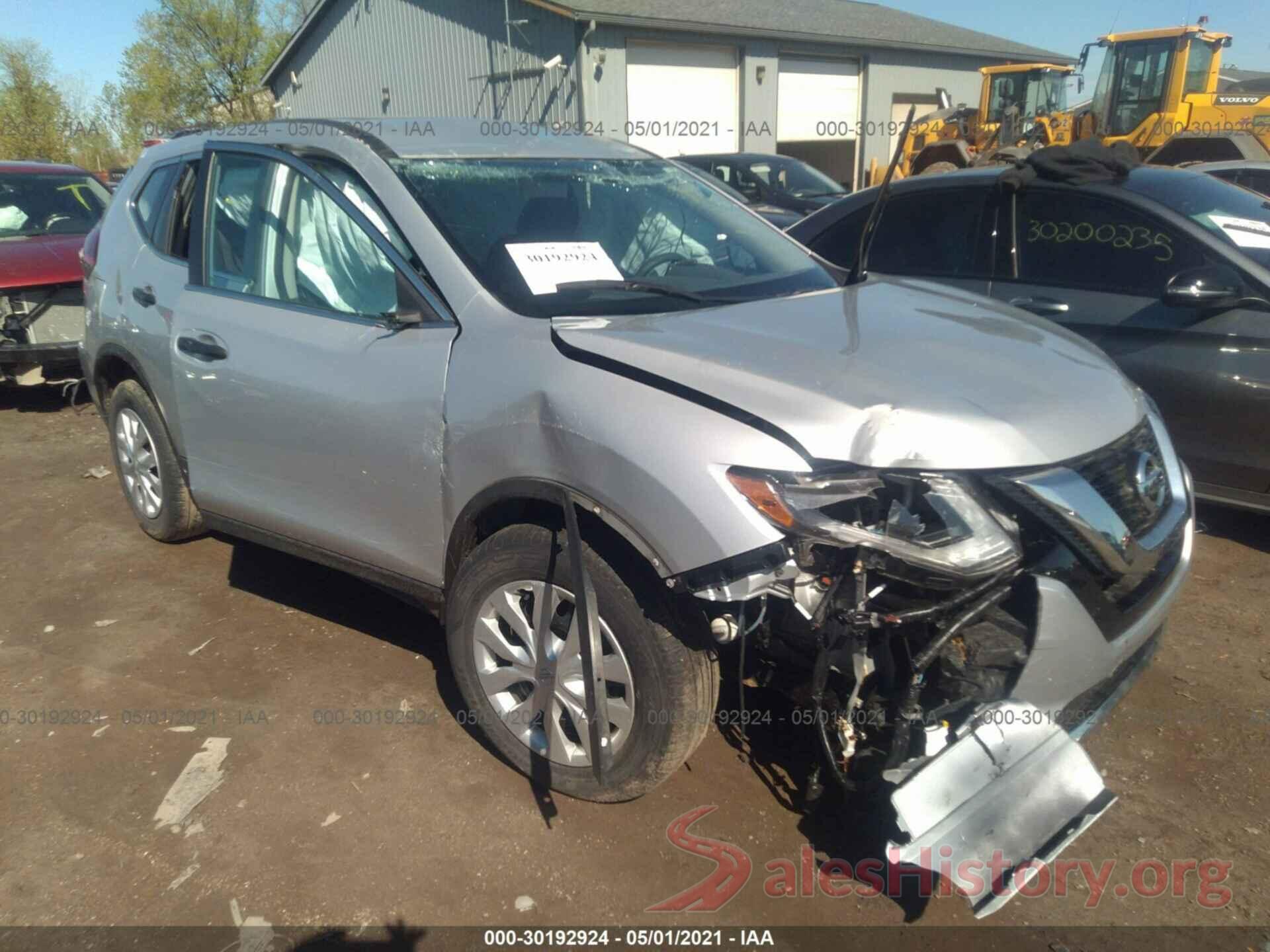 5N1AT2MV1HC738912 2017 NISSAN ROGUE