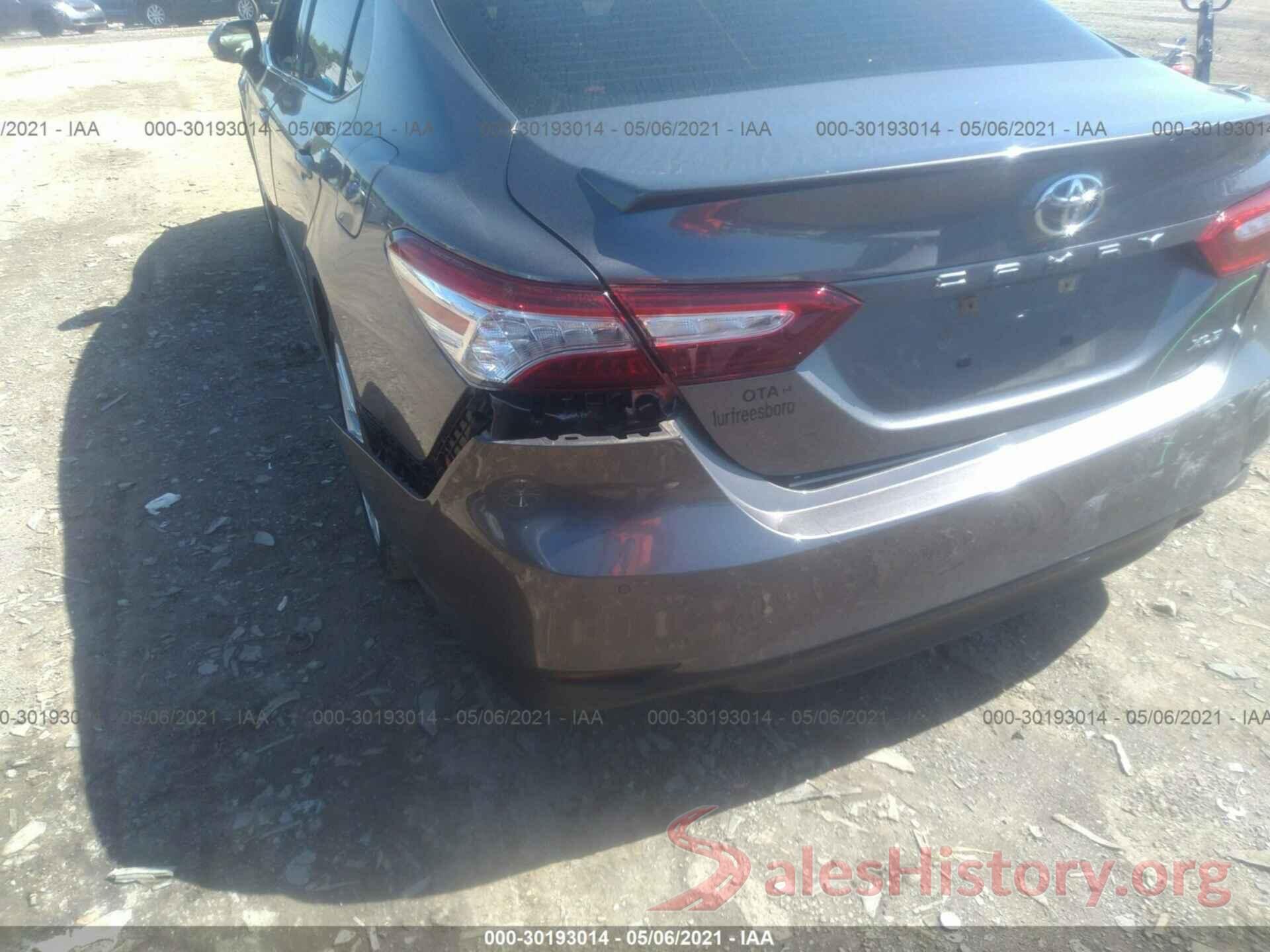 4T1B11HK3JU052844 2018 TOYOTA CAMRY