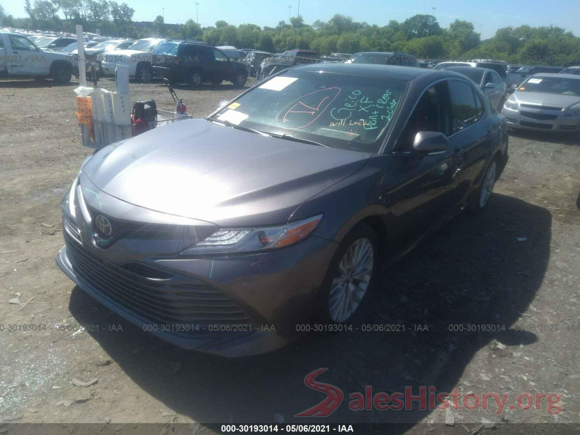 4T1B11HK3JU052844 2018 TOYOTA CAMRY