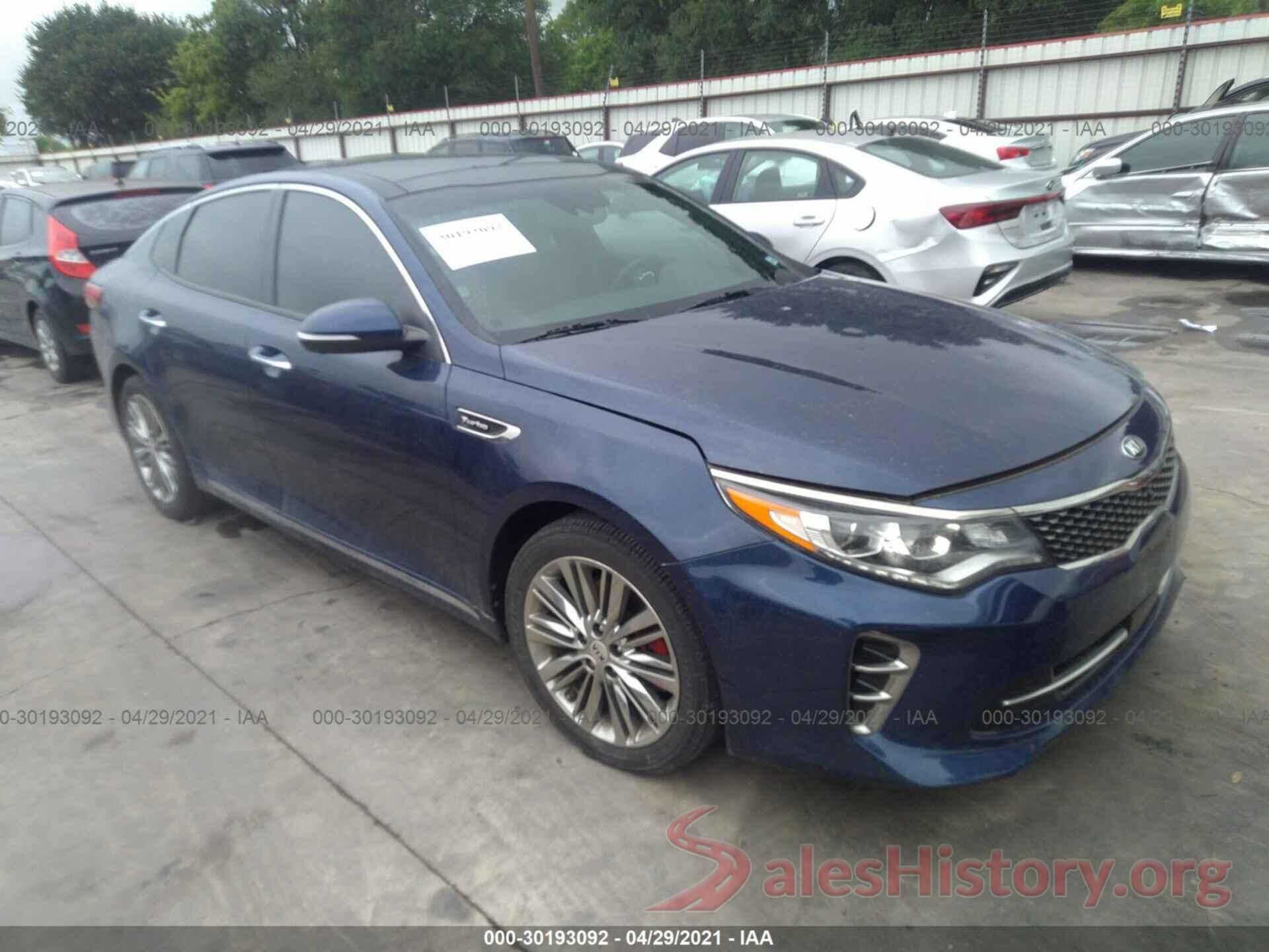 5XXGV4L2XHG132083 2017 KIA OPTIMA