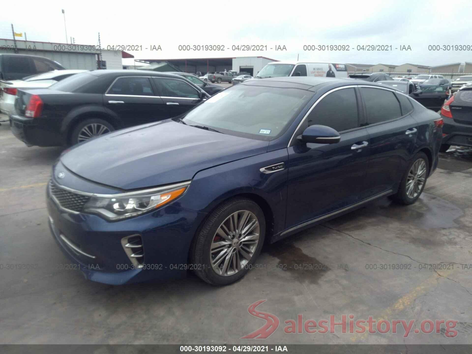 5XXGV4L2XHG132083 2017 KIA OPTIMA