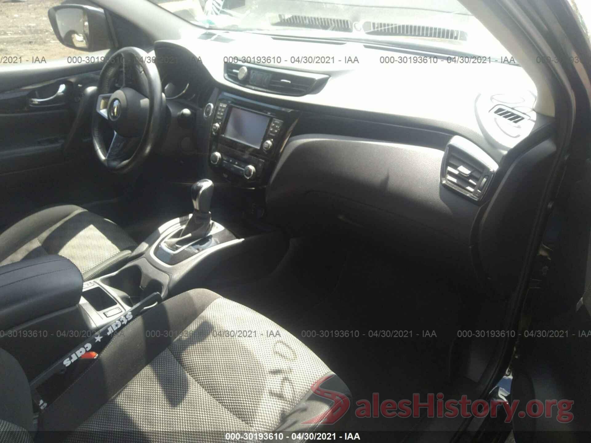 JN1BJ1CR2HW119251 2017 NISSAN ROGUE SPORT