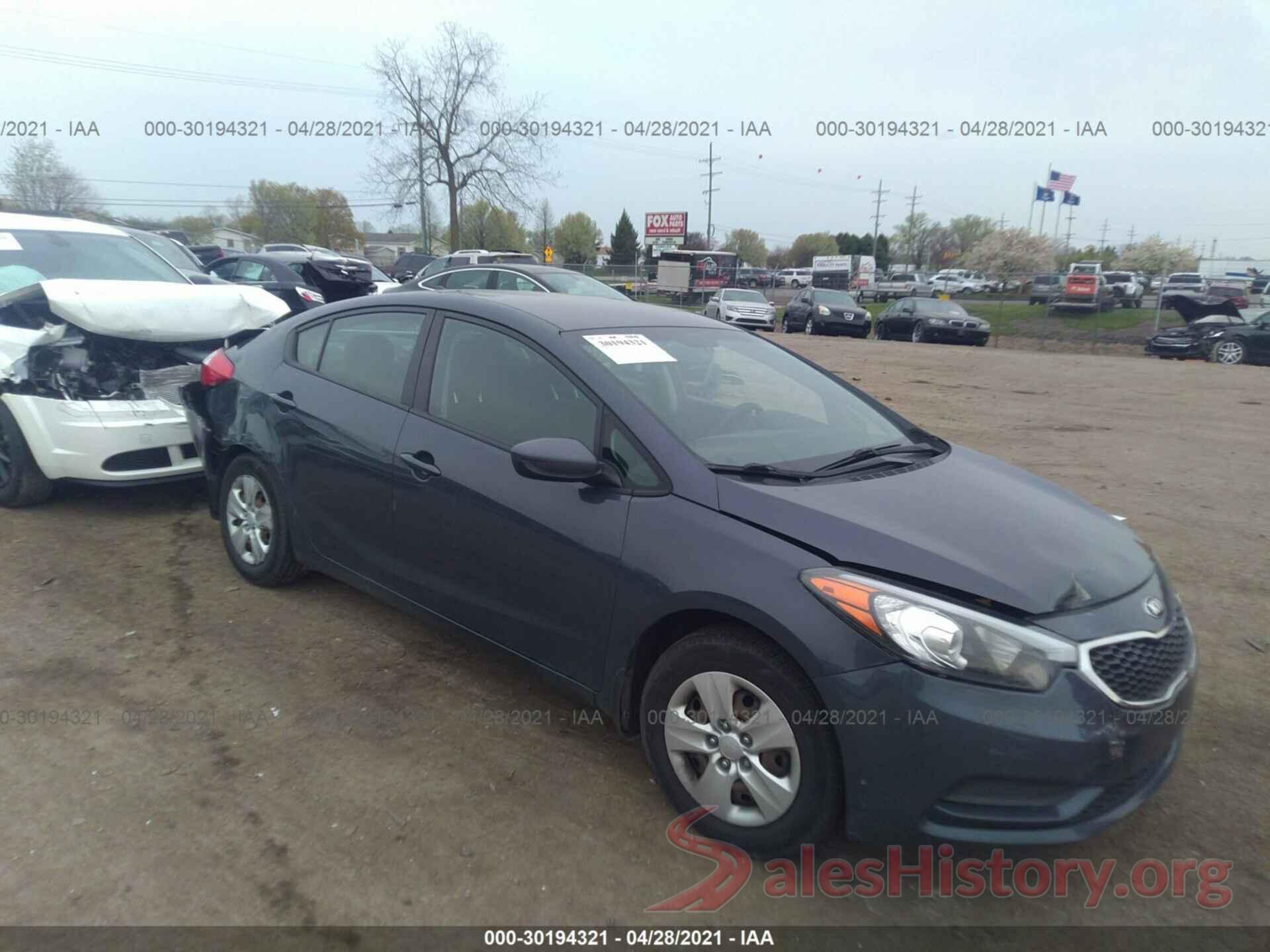 KNAFK4A69G5475431 2016 KIA FORTE