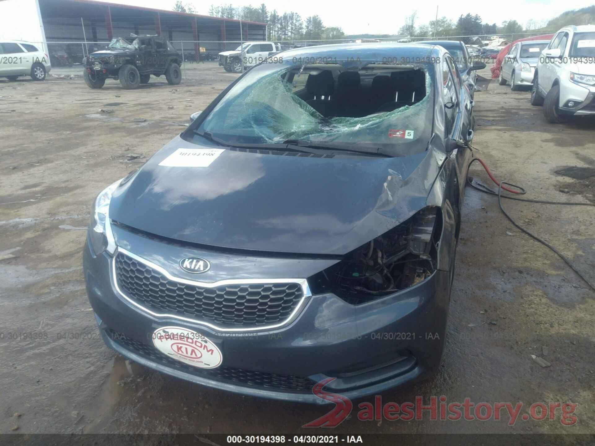 KNAFK4A67G5542382 2016 KIA FORTE