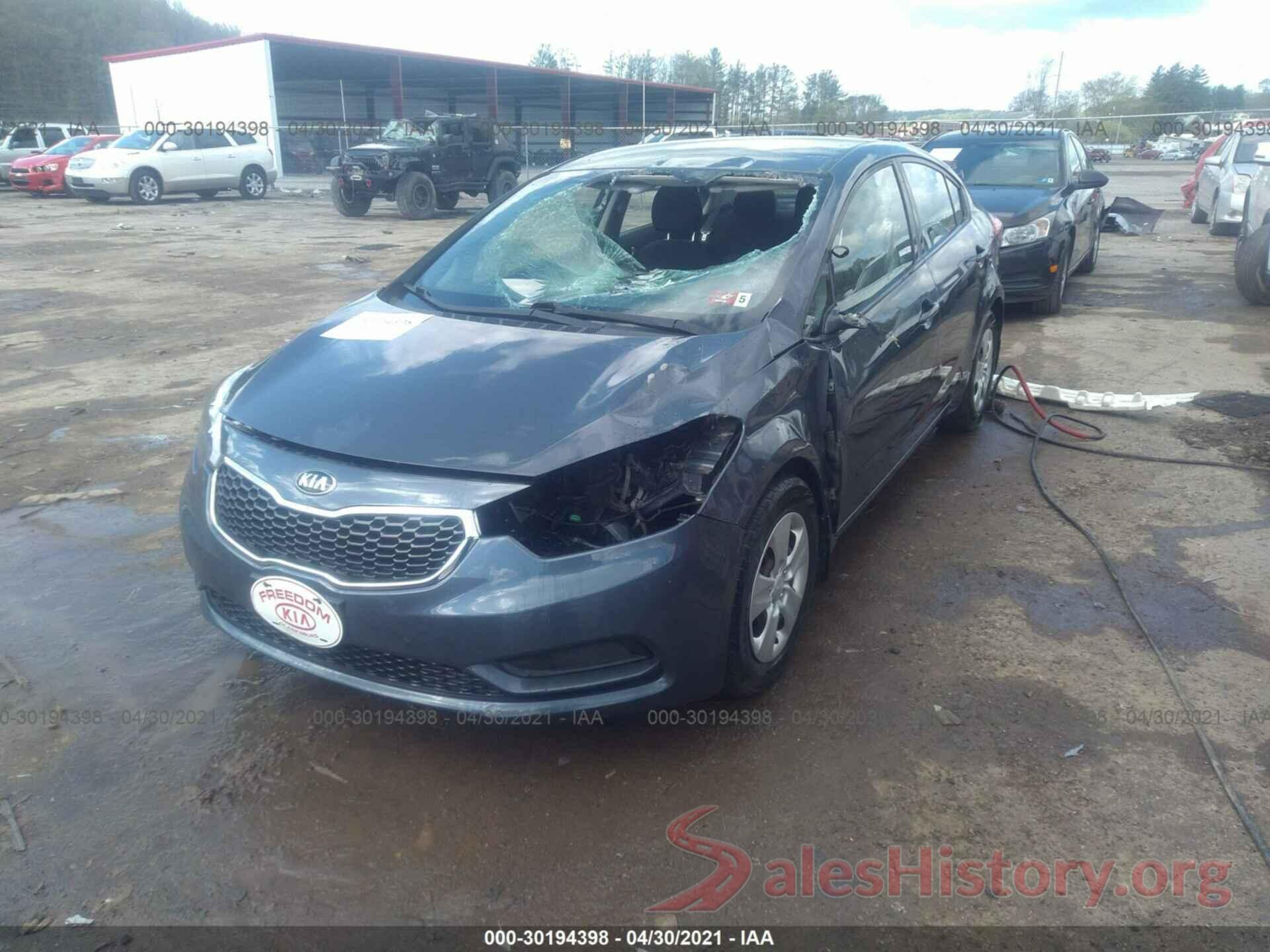 KNAFK4A67G5542382 2016 KIA FORTE