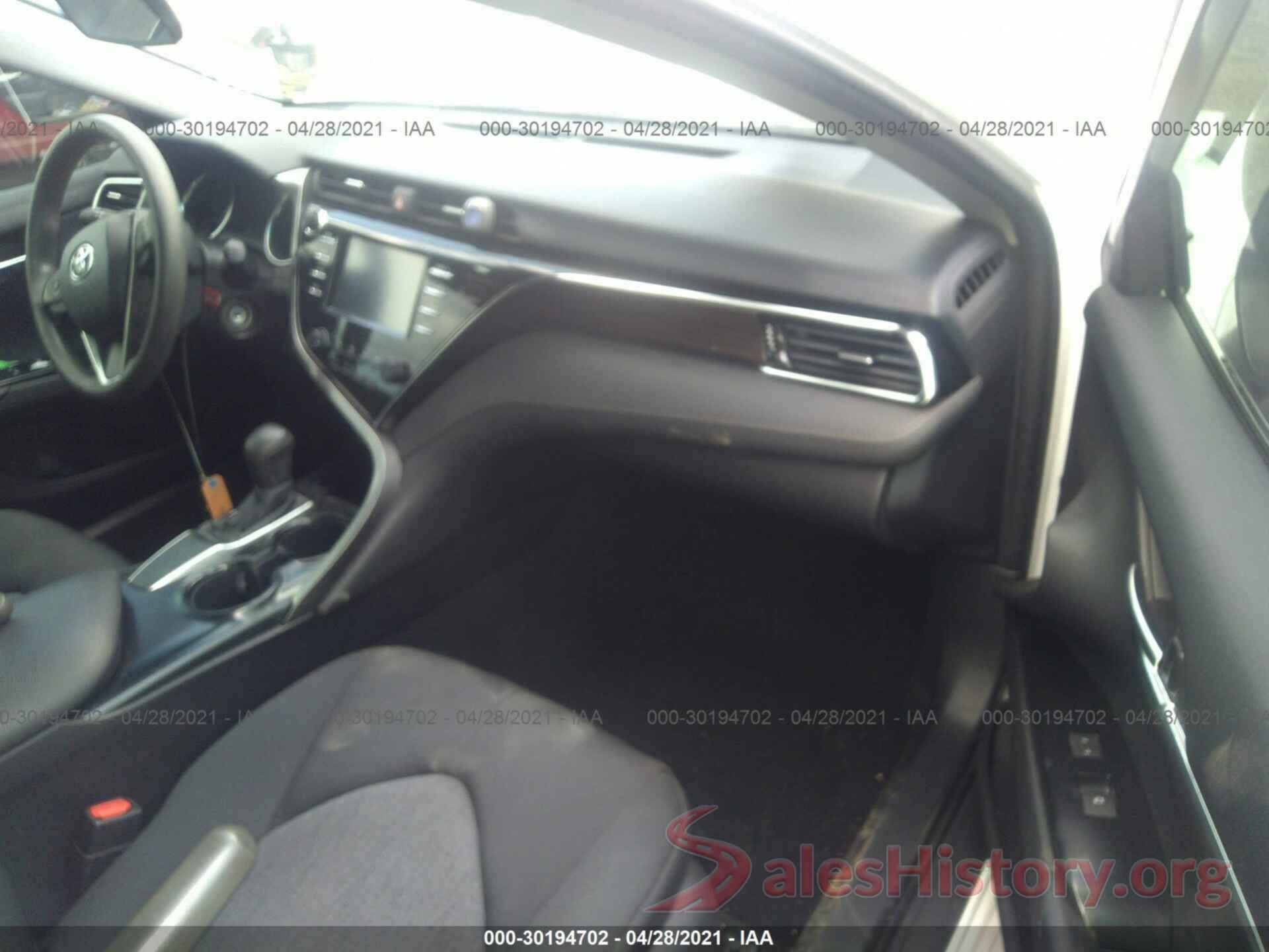 4T1B11HK2JU505089 2018 TOYOTA CAMRY