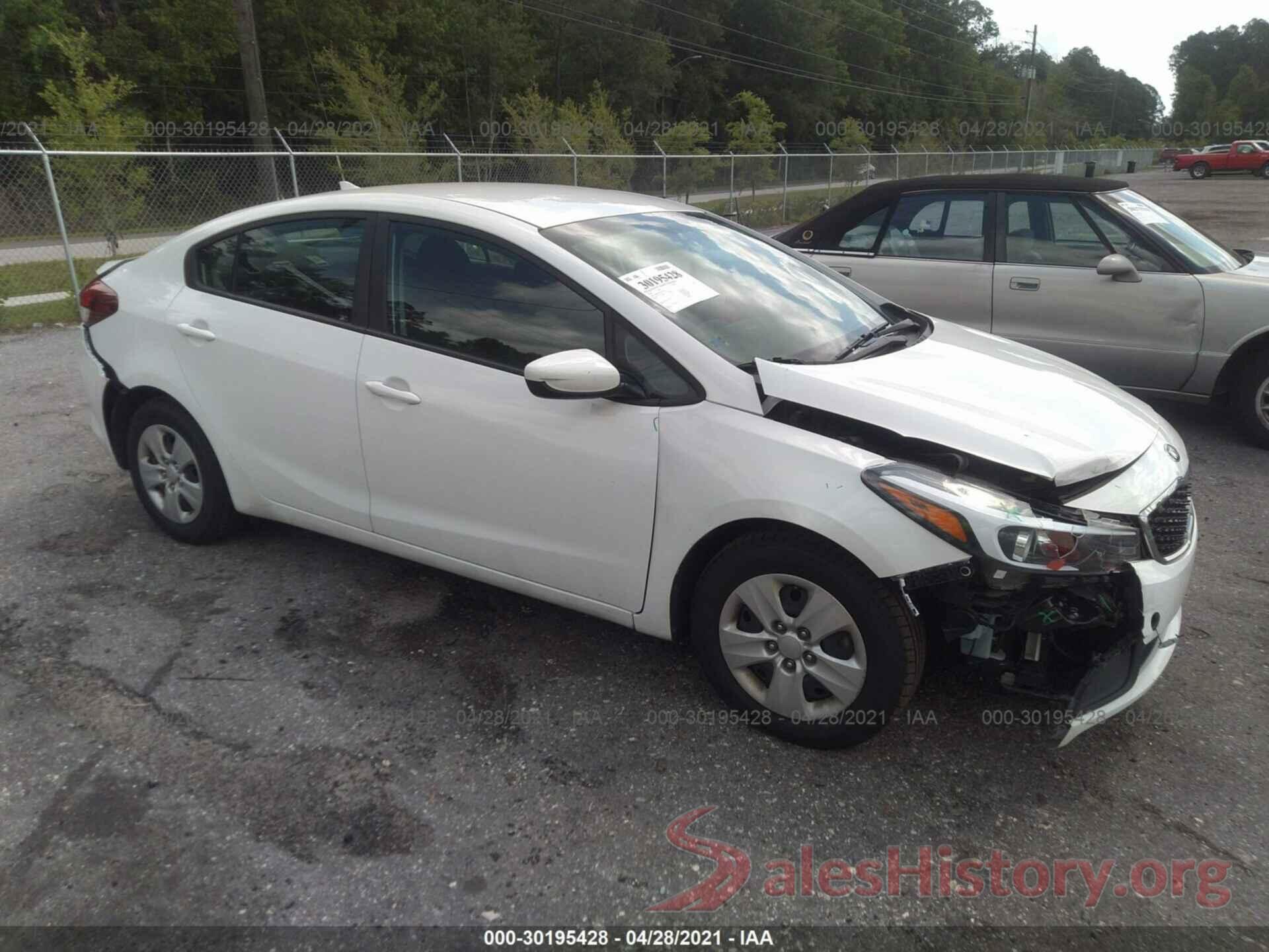 3KPFK4A73JE175763 2018 KIA FORTE