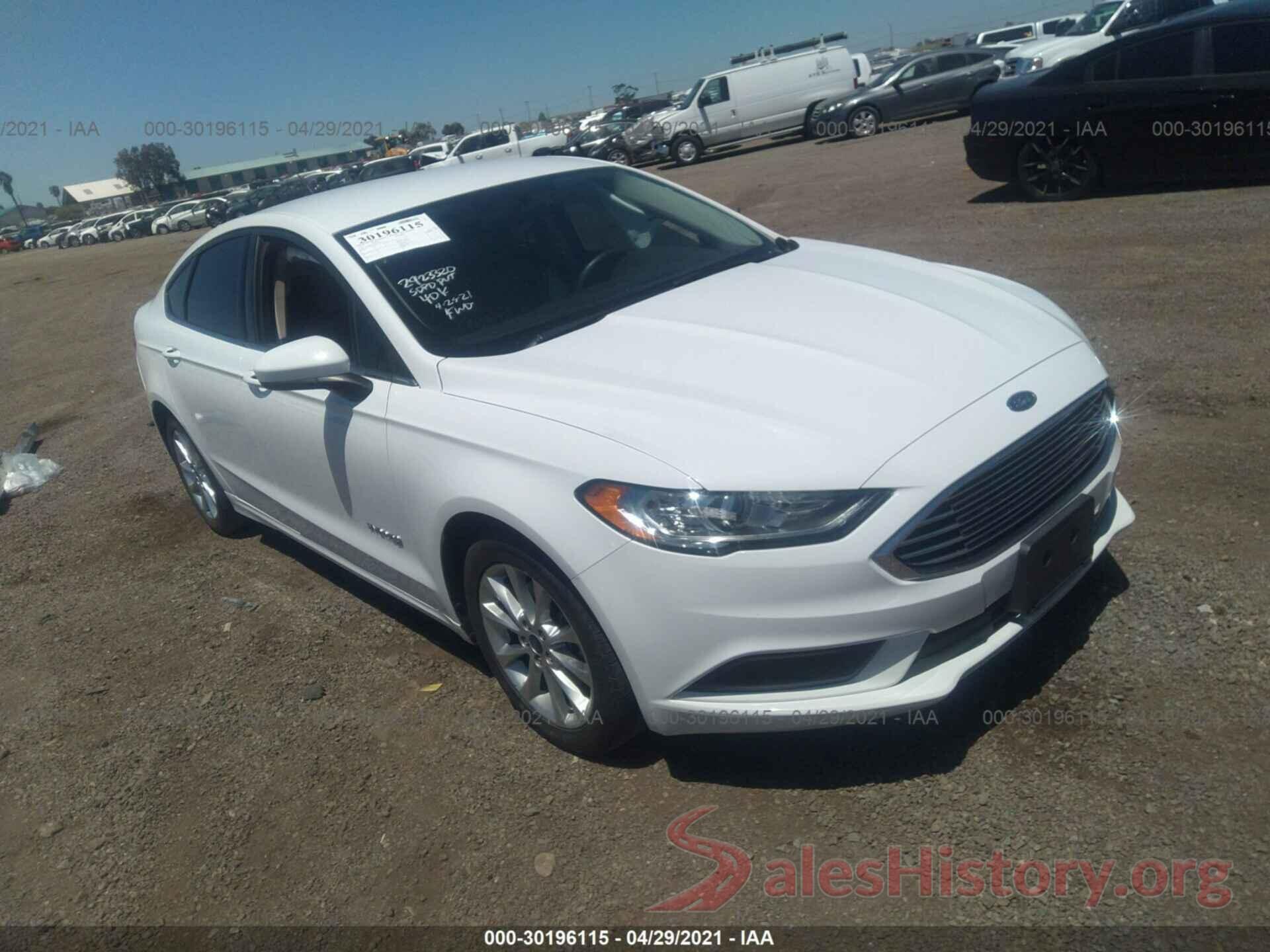 3FA6P0UU7HR119782 2017 FORD FUSION