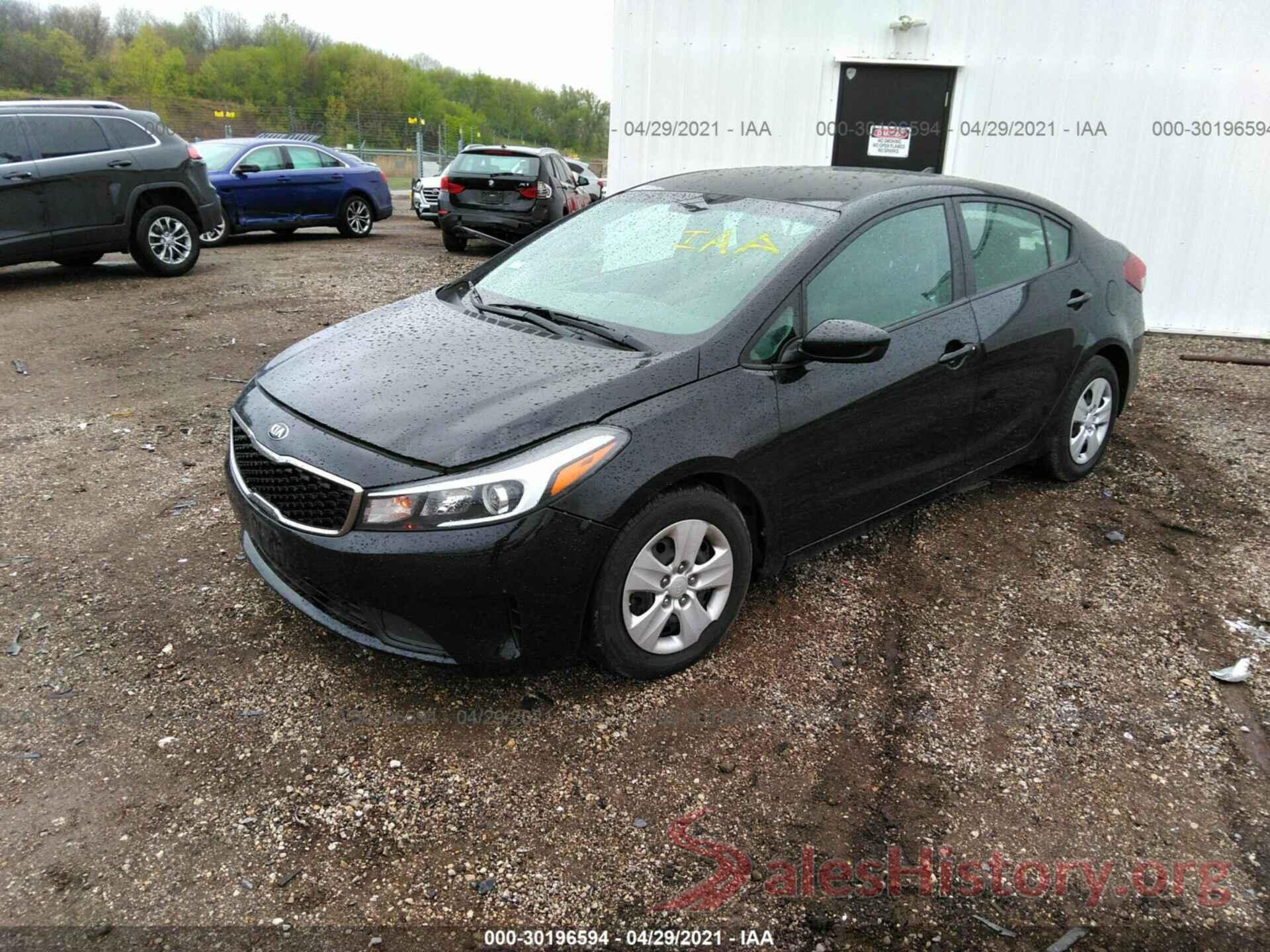 3KPFK4A70JE177499 2018 KIA FORTE