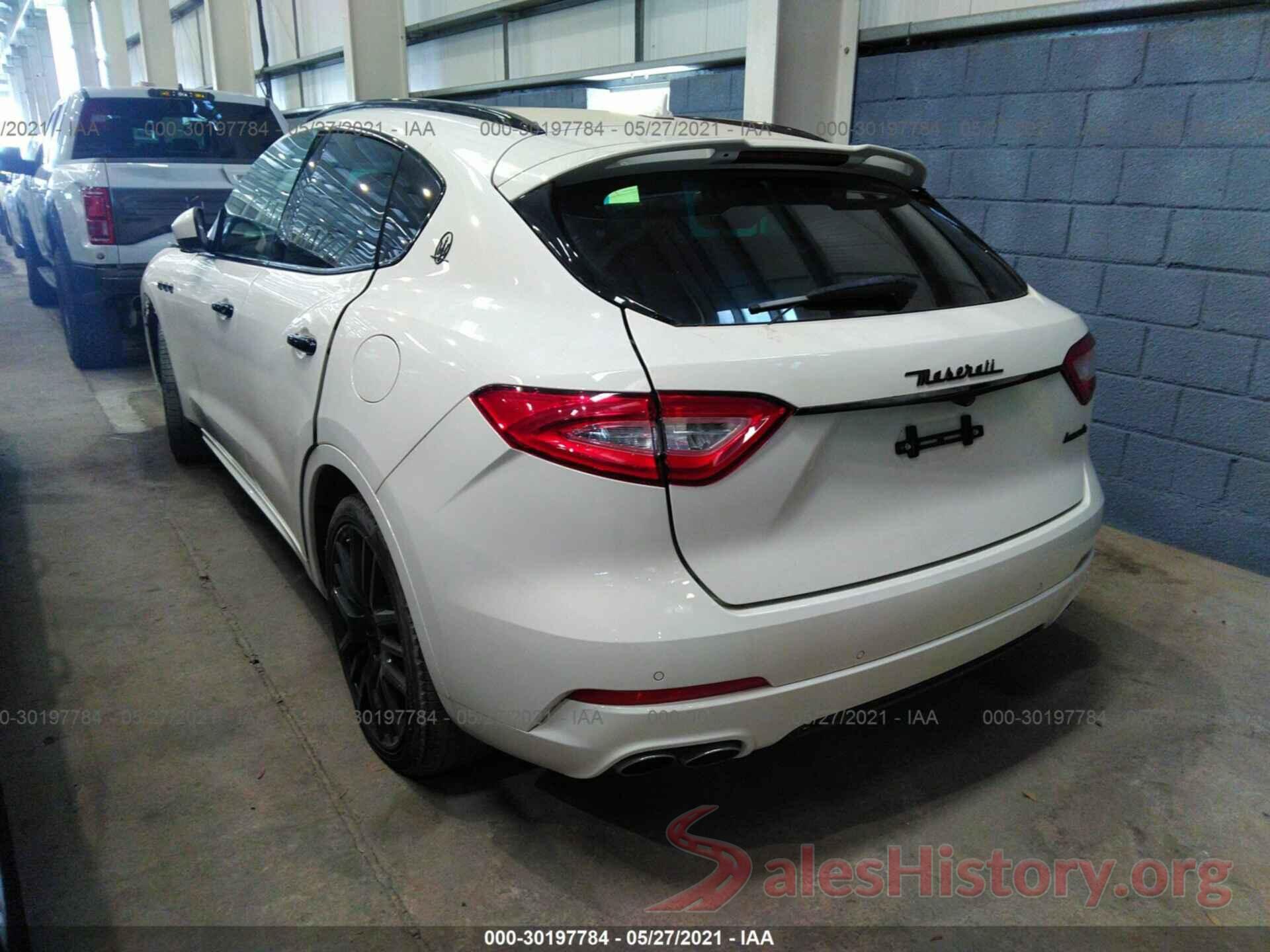 00000000000234266 2017 MASERATI LEVANTE