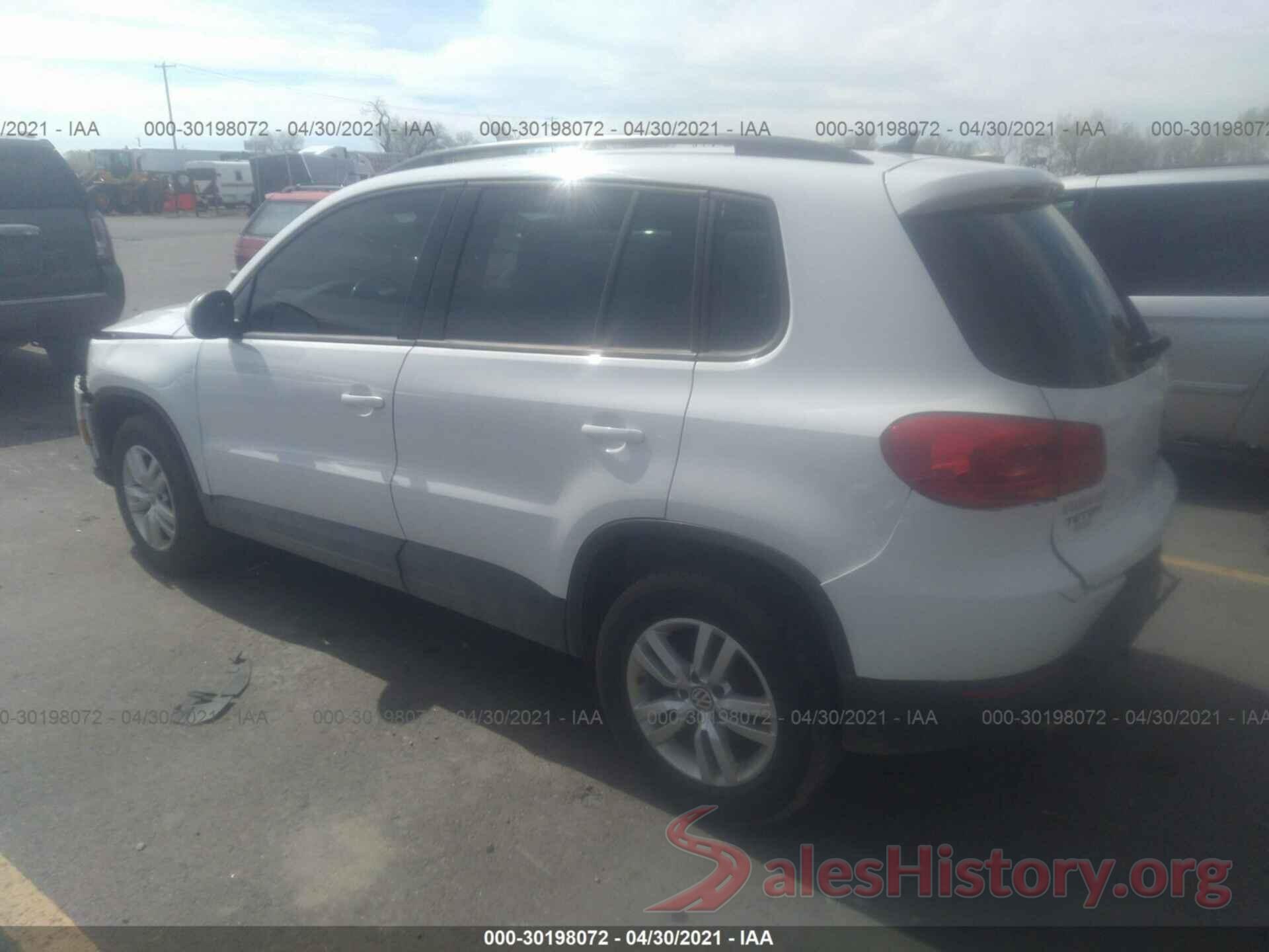 WVGBV7AX6HK030064 2017 VOLKSWAGEN TIGUAN