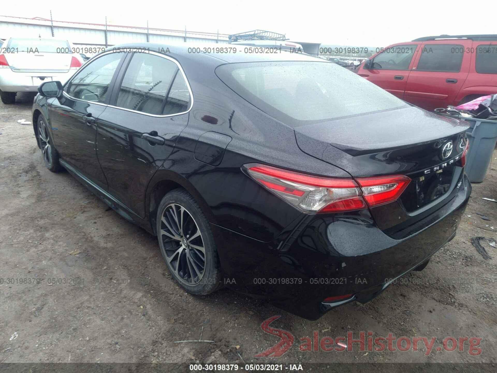 JTNB11HK4J3027845 2018 TOYOTA CAMRY