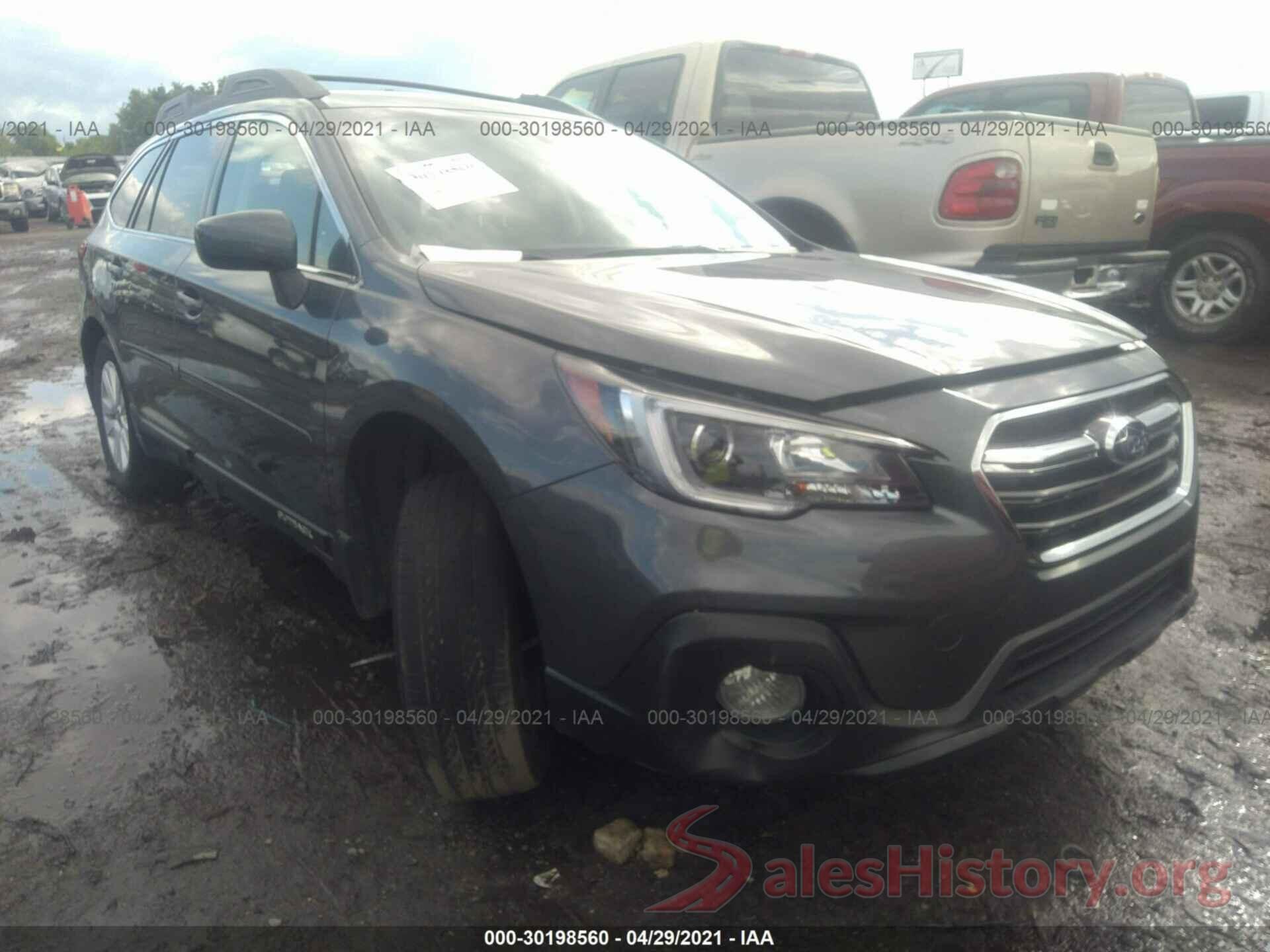 4S4BSACC4J3308556 2018 SUBARU OUTBACK