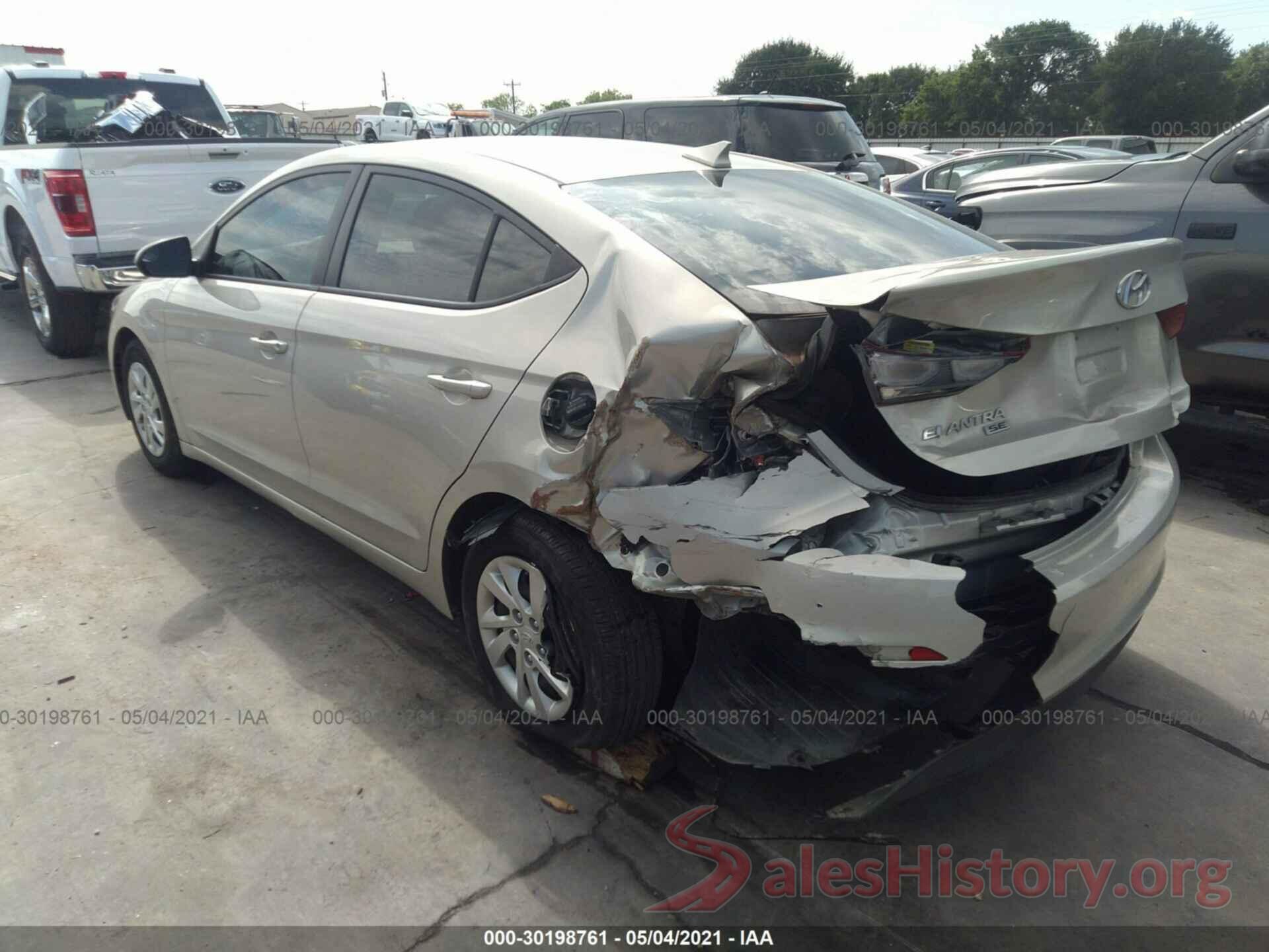 5NPD74LF7HH123233 2017 HYUNDAI ELANTRA