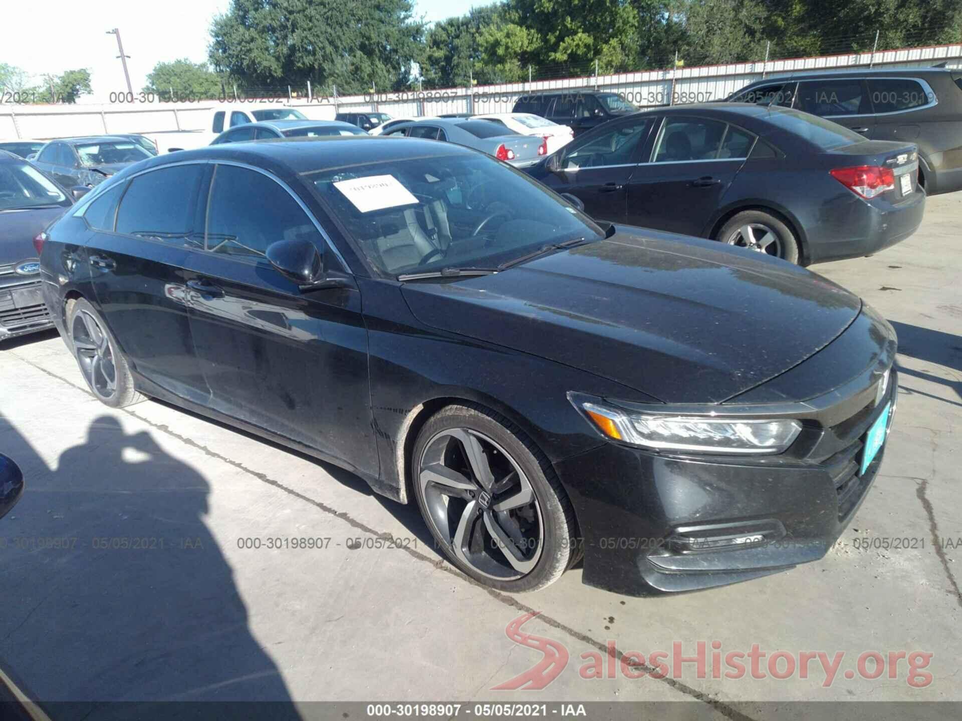 1HGCV2F31JA032030 2018 HONDA ACCORD SEDAN