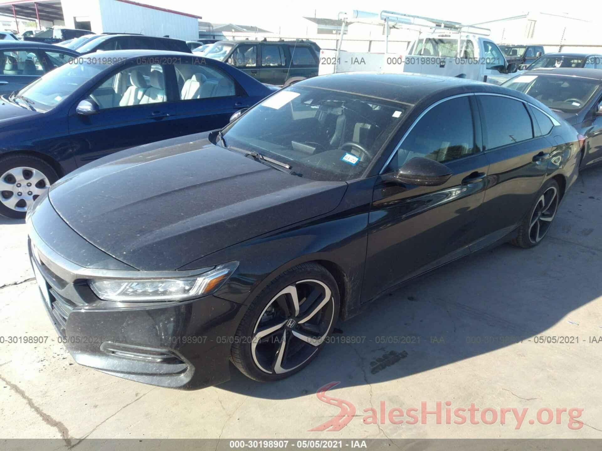 1HGCV2F31JA032030 2018 HONDA ACCORD SEDAN