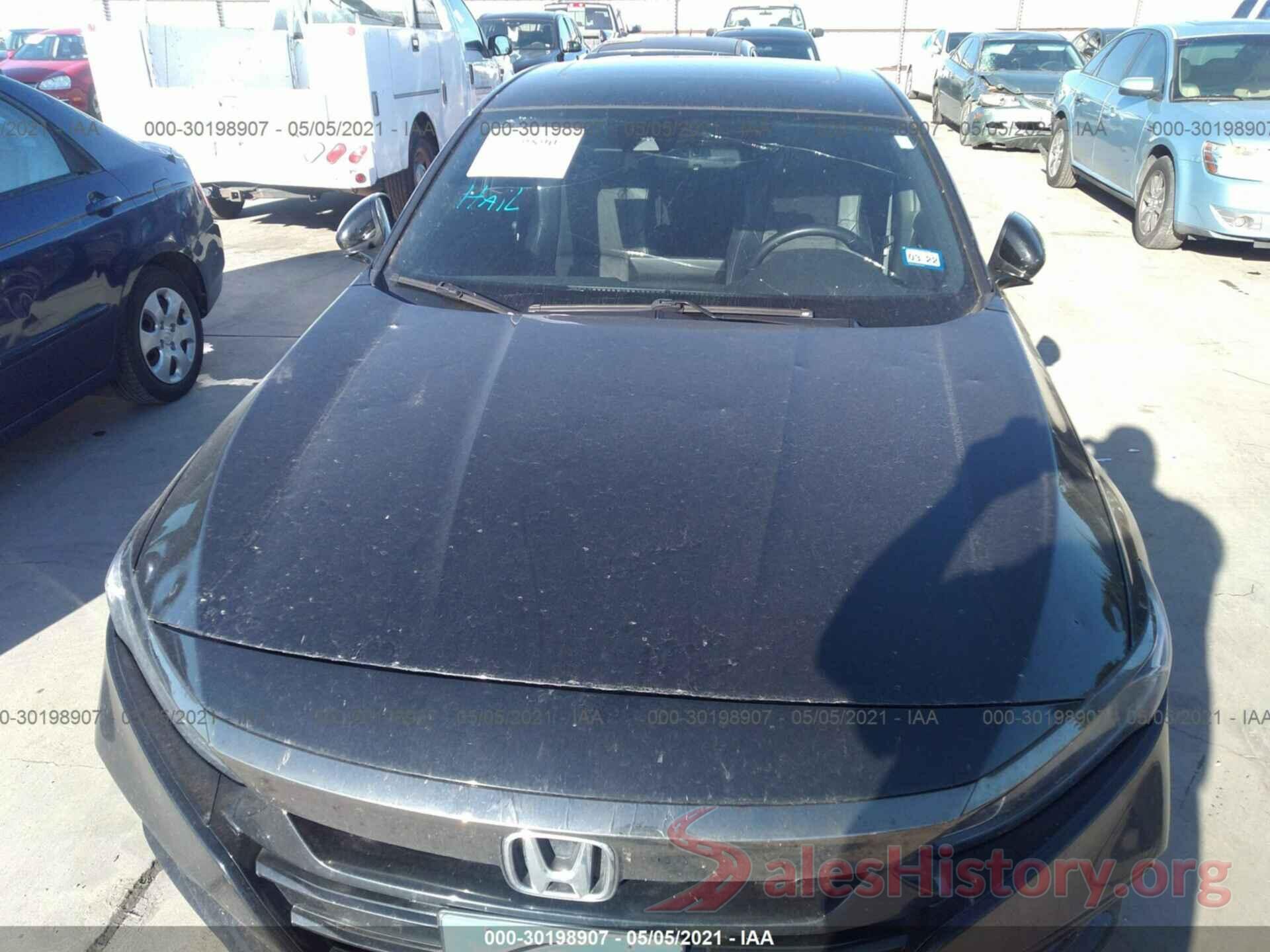 1HGCV2F31JA032030 2018 HONDA ACCORD SEDAN