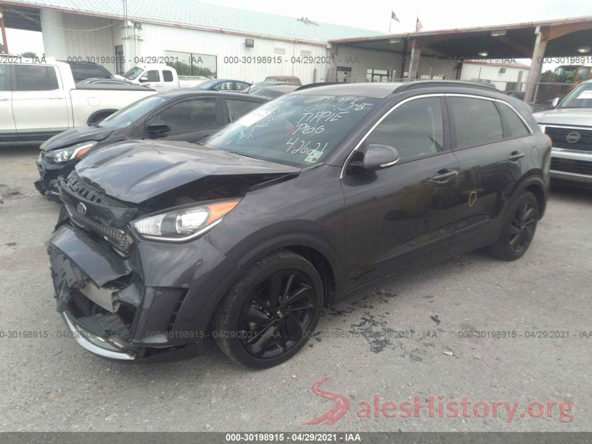 KNDCC3LC6J5144460 2018 KIA NIRO