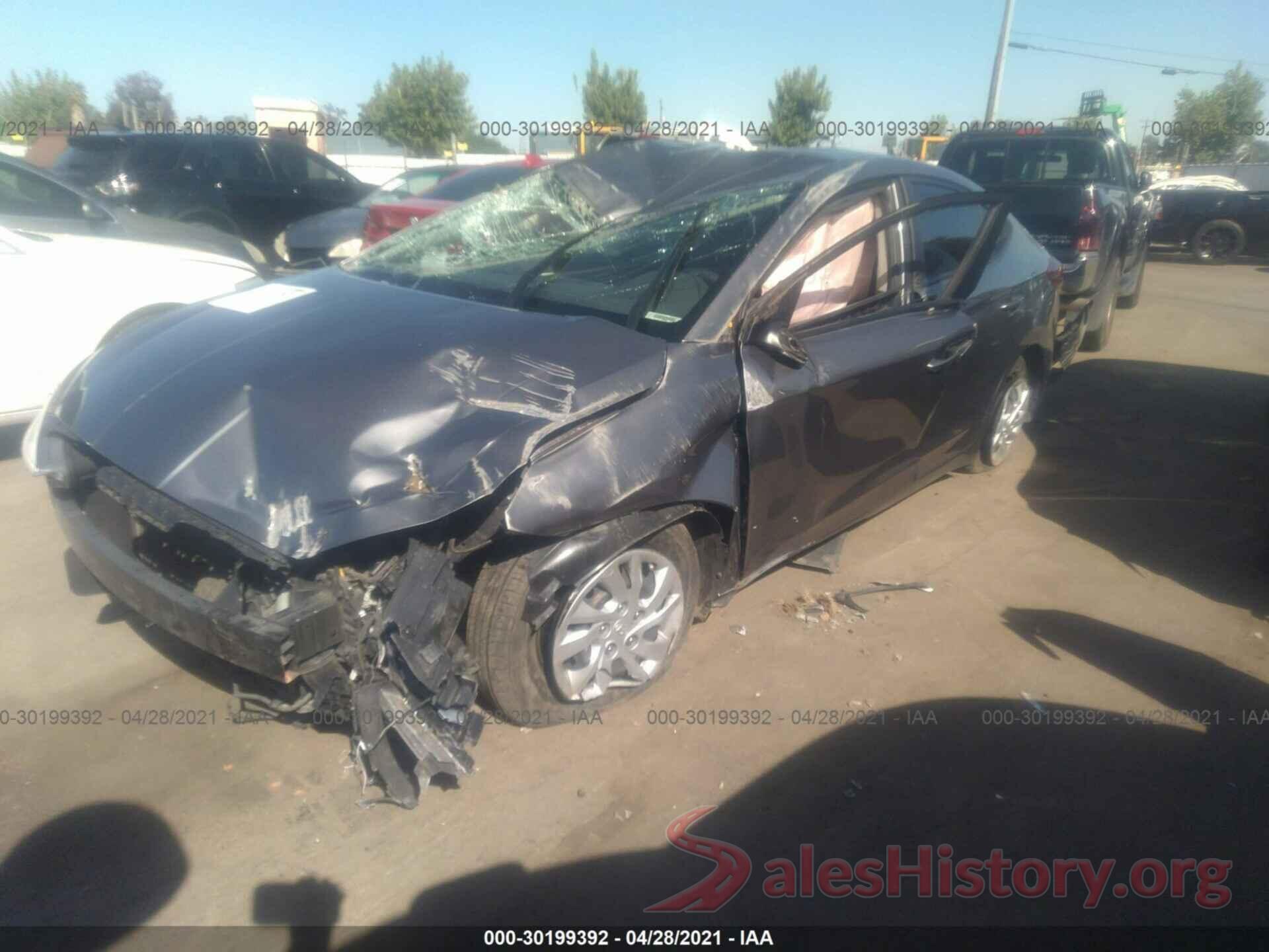 5NPD74LF4KH445593 2019 HYUNDAI ELANTRA