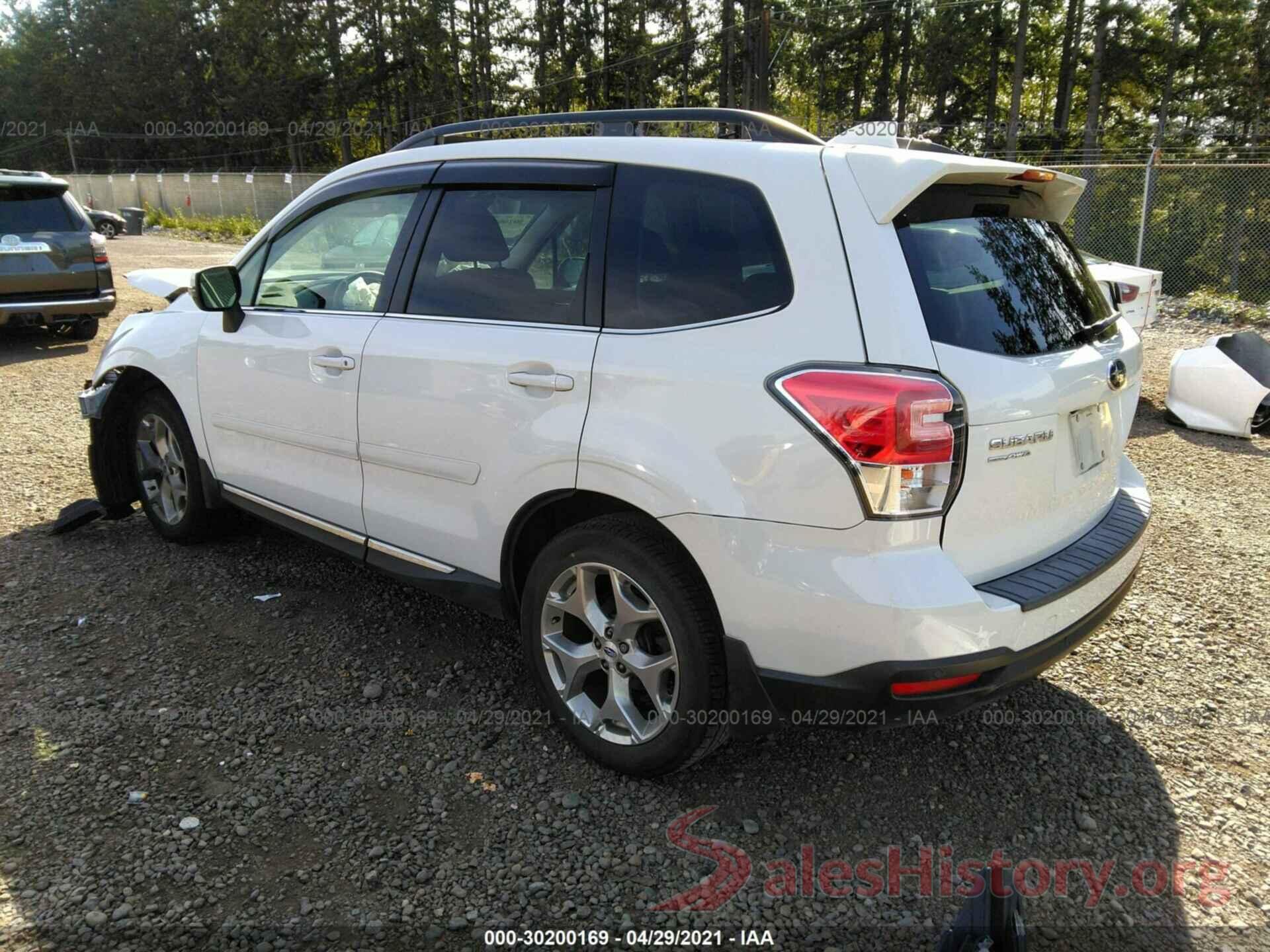 JF2SJAWC9JH551562 2018 SUBARU FORESTER