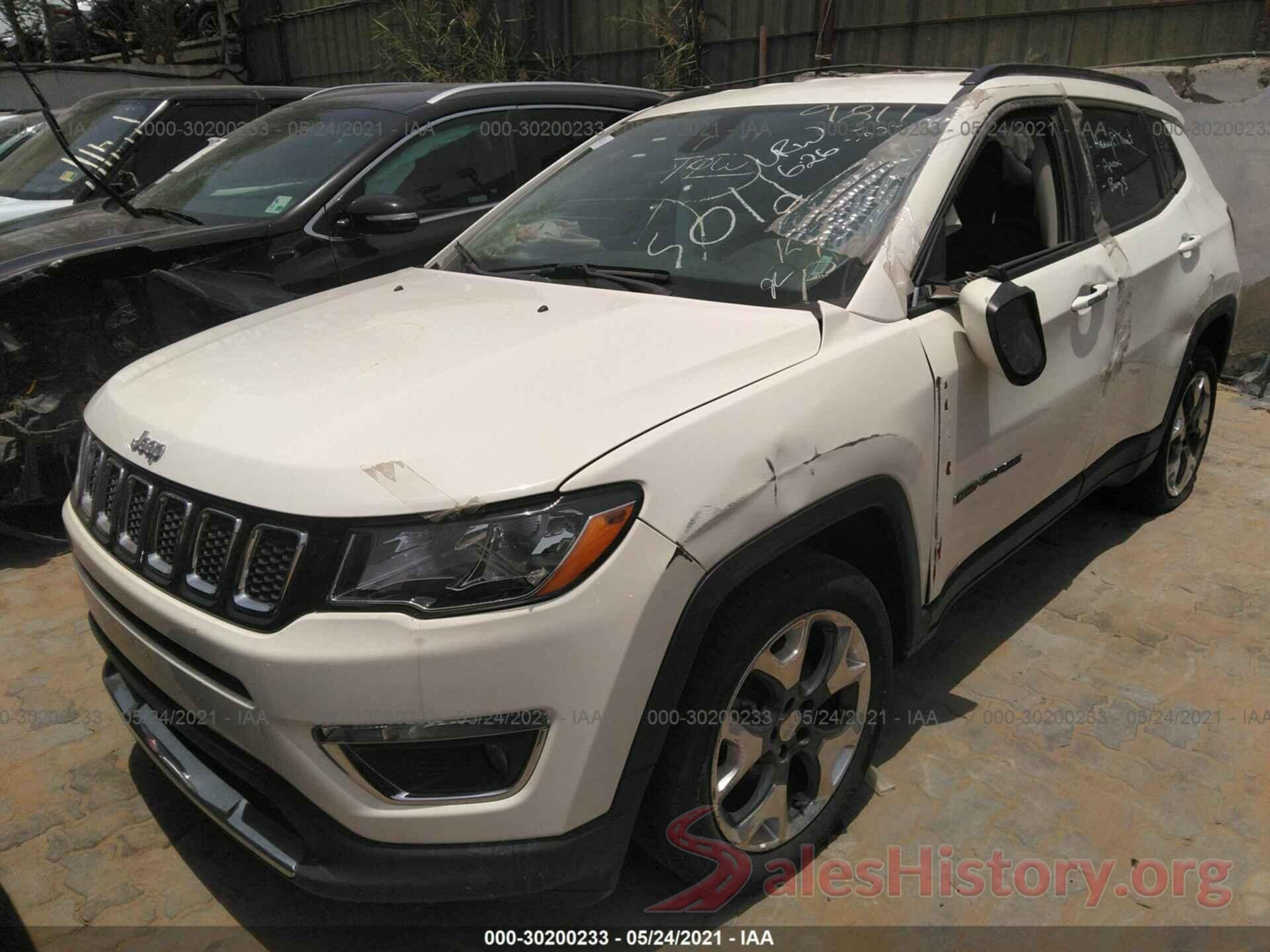 00000000000679811 2019 JEEP COMPASS