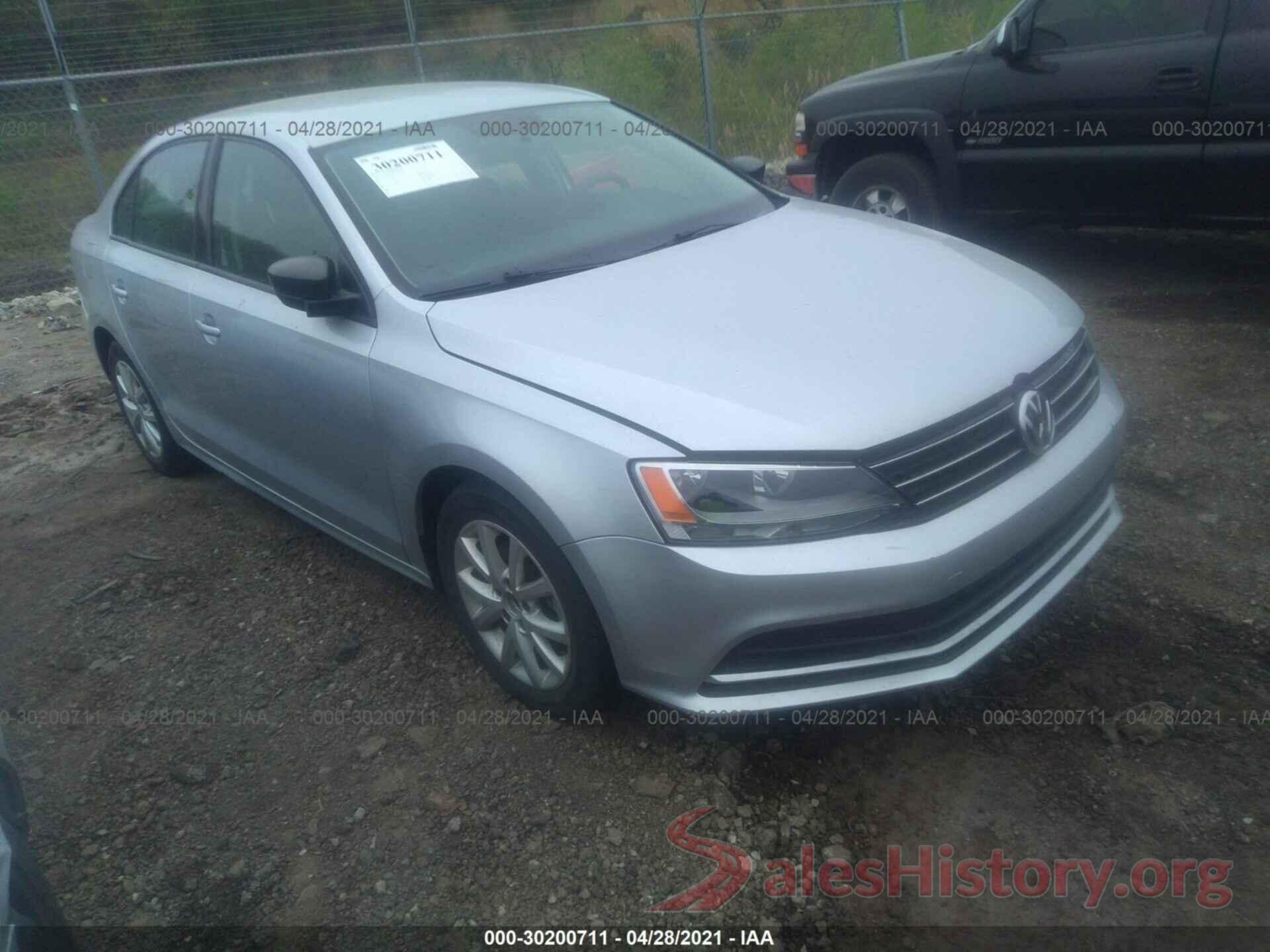 3VWD67AJ5GM252802 2016 VOLKSWAGEN JETTA SEDAN