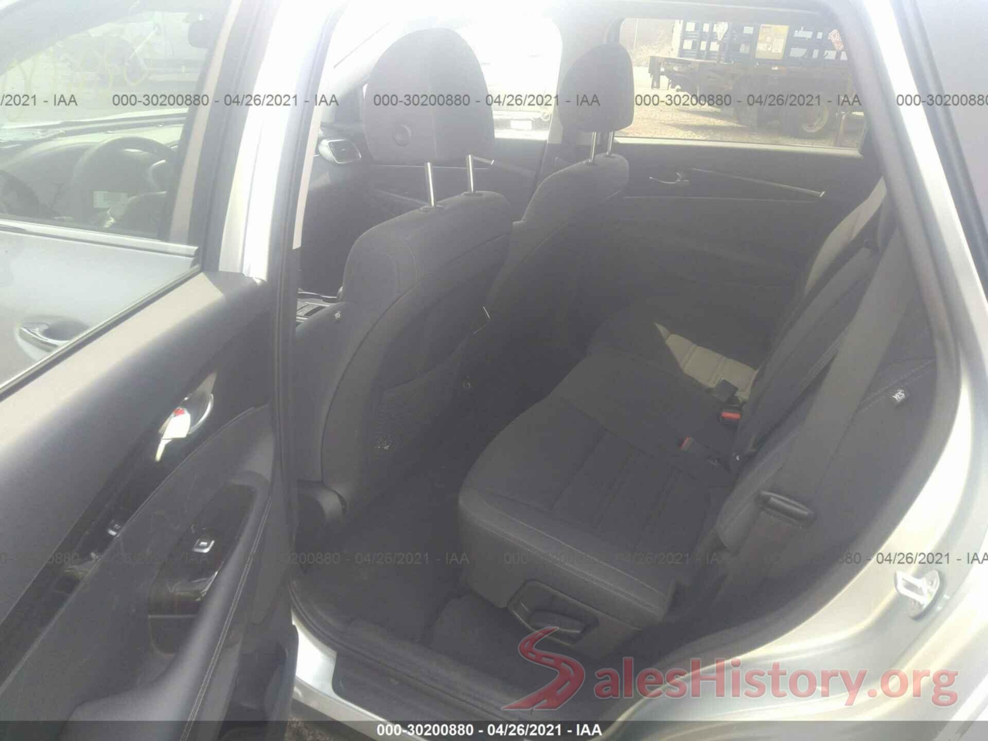 5XYPGDA57KG561059 2019 KIA SORENTO