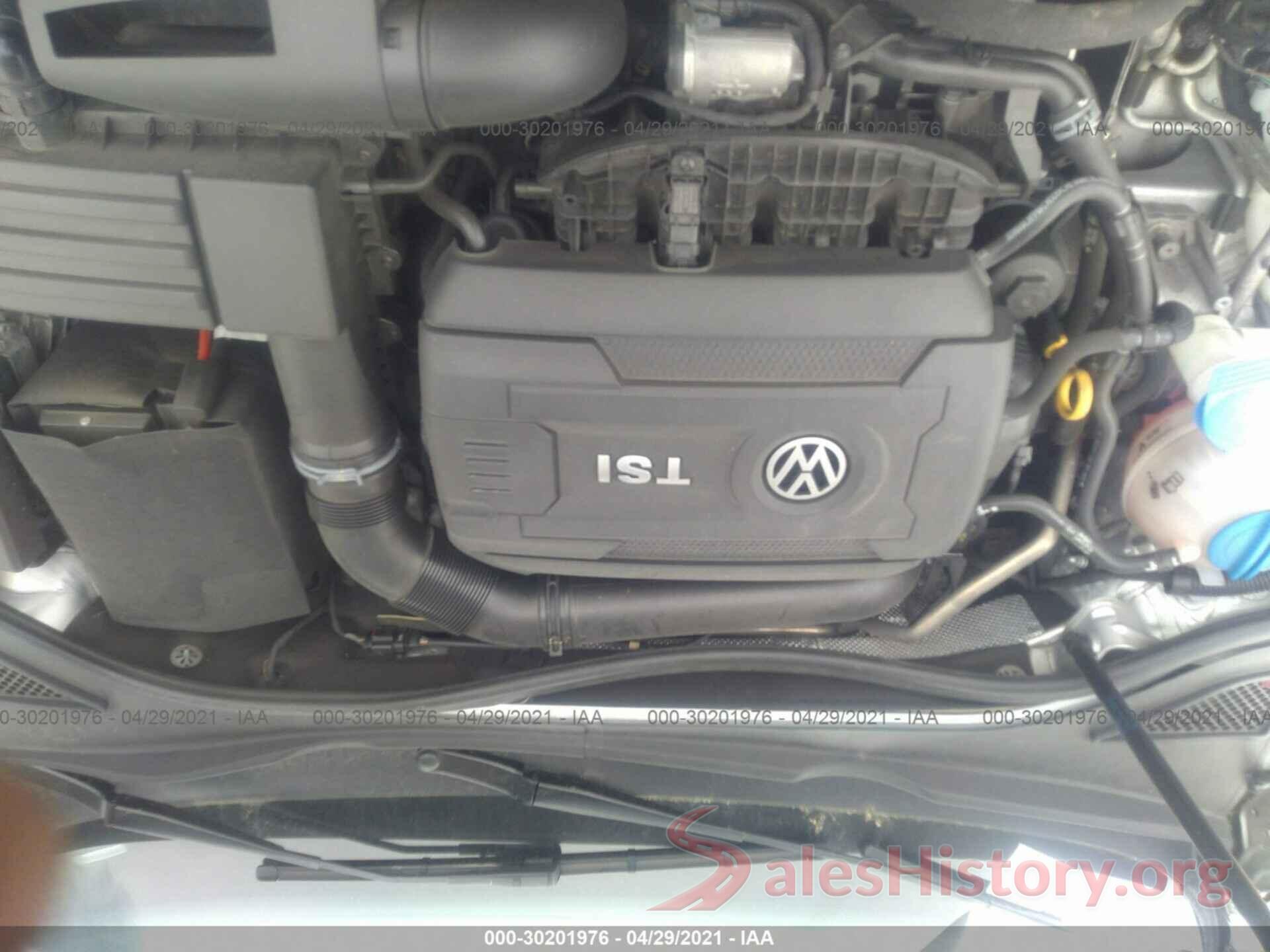 1VWBT7A30HC033346 2017 VOLKSWAGEN PASSAT