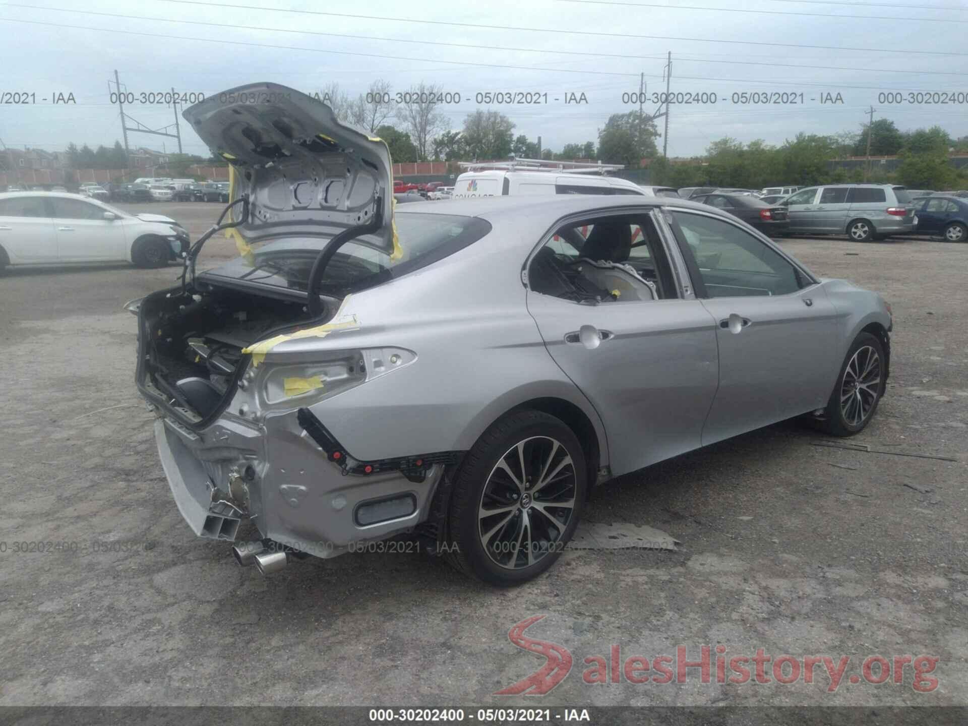 4T1B11HK1JU103922 2018 TOYOTA CAMRY