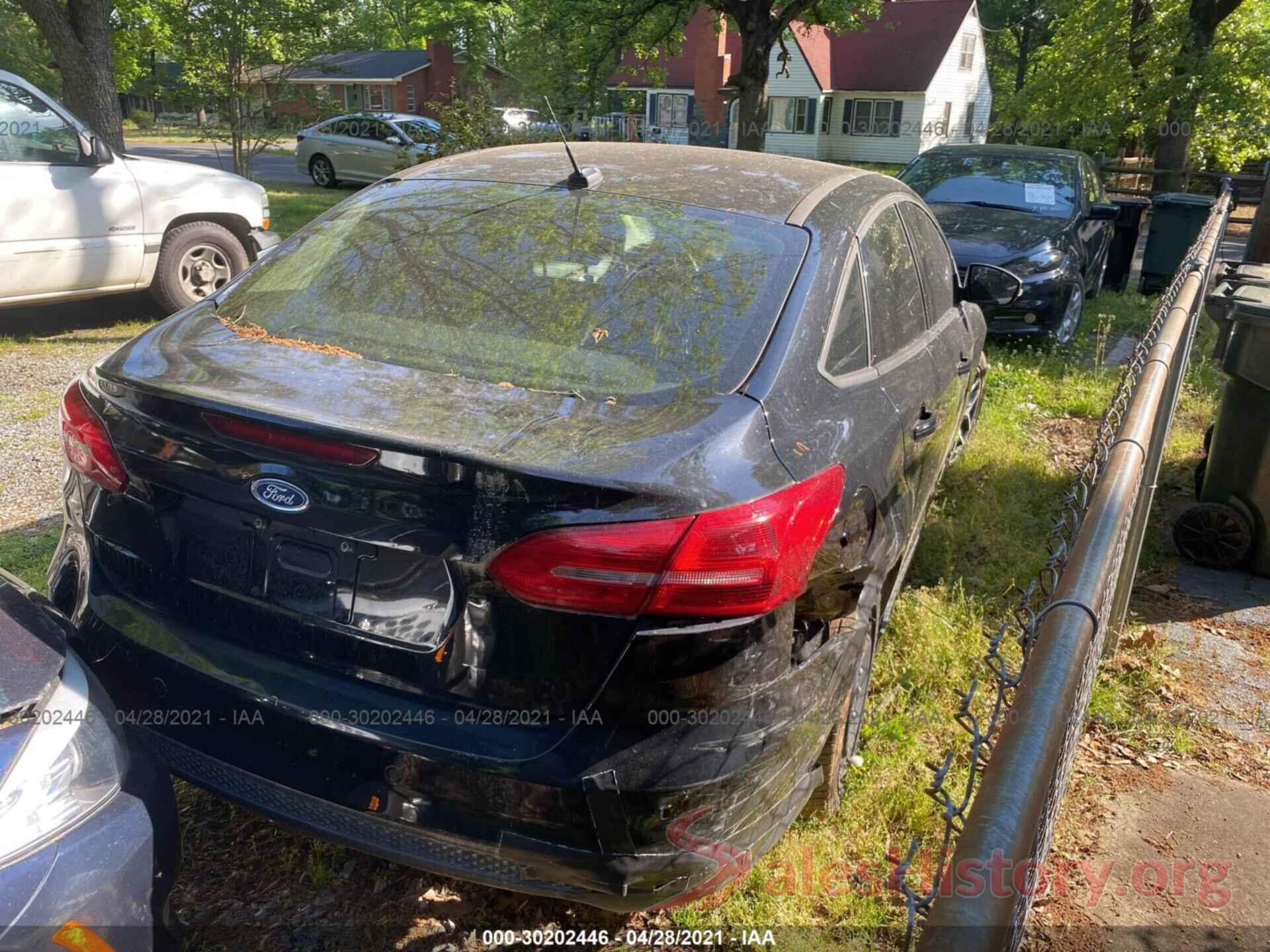 1FADP3H27JL308914 2018 FORD FOCUS