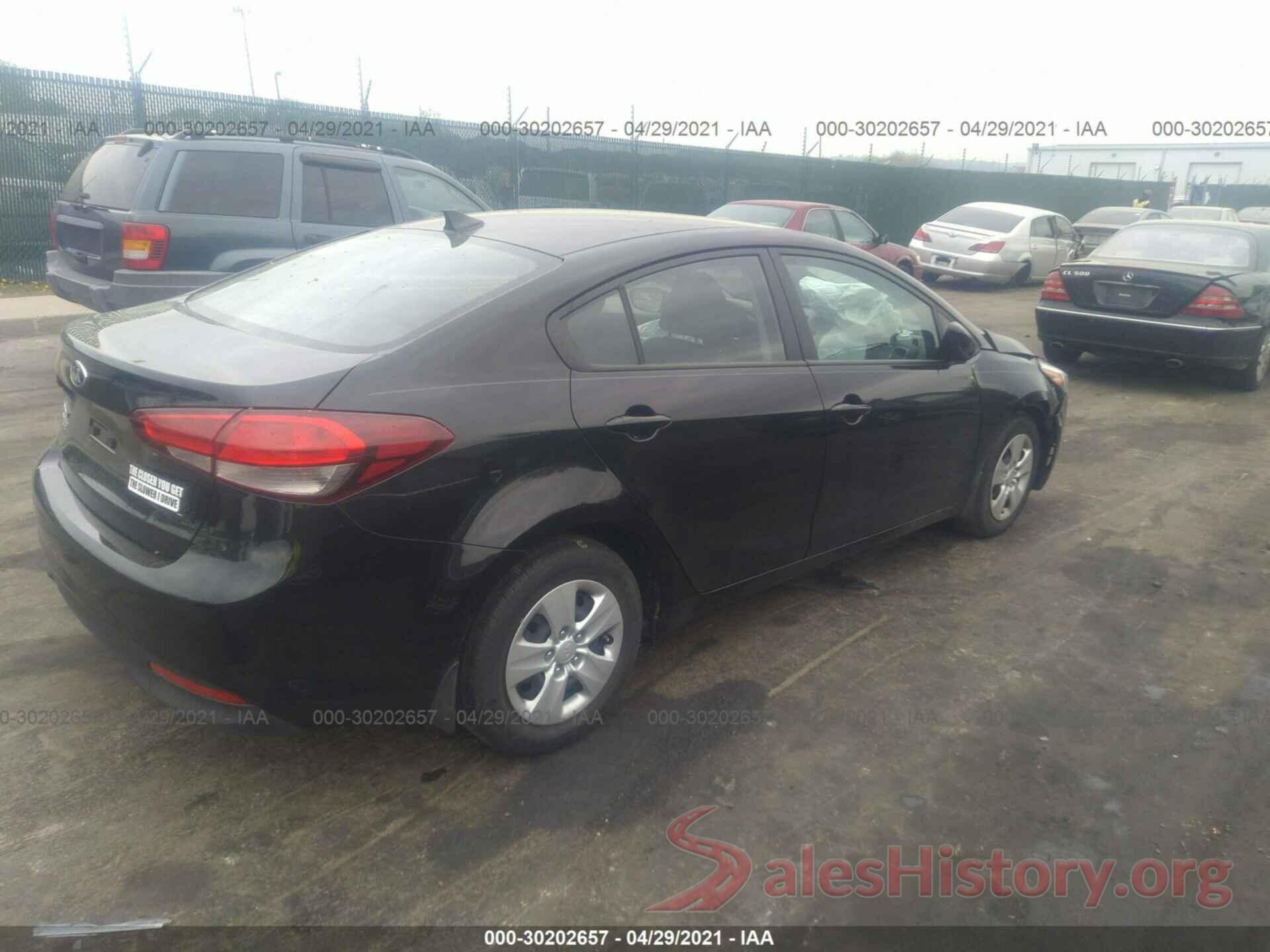 3KPFK4A78JE220406 2018 KIA FORTE