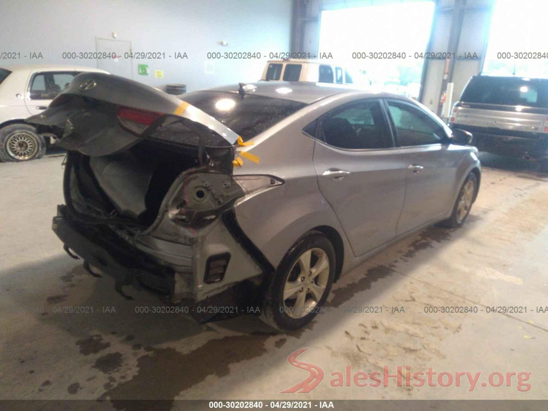 5NPDH4AE6GH761950 2016 HYUNDAI ELANTRA