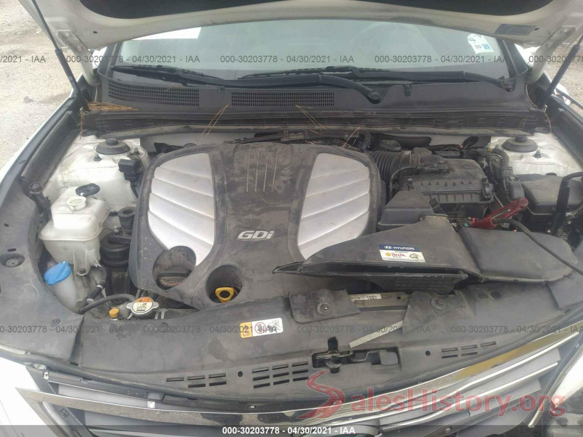 KMHFG4JG8GA500609 2016 HYUNDAI AZERA