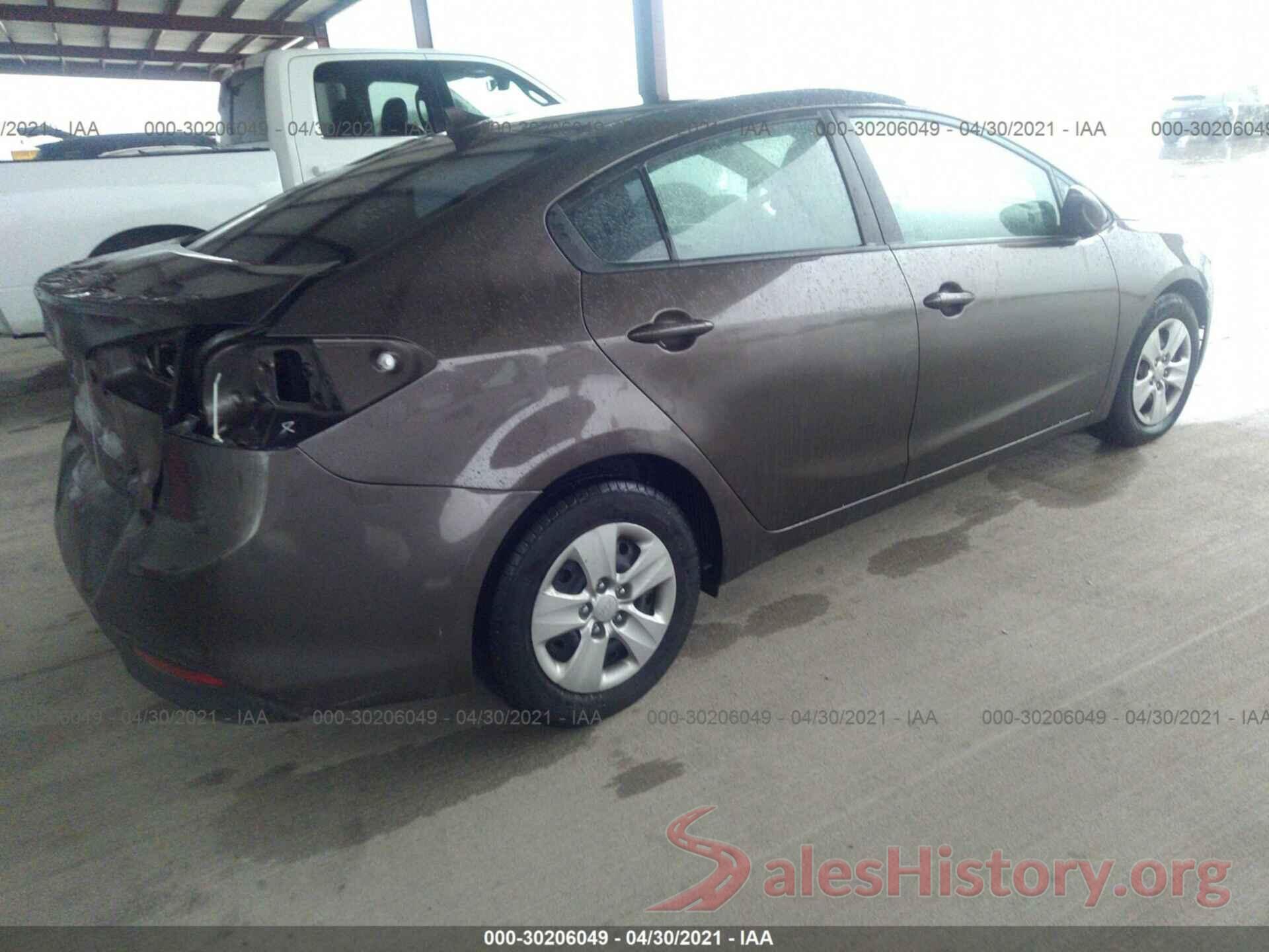 3KPFL4A75HE118990 2017 KIA FORTE