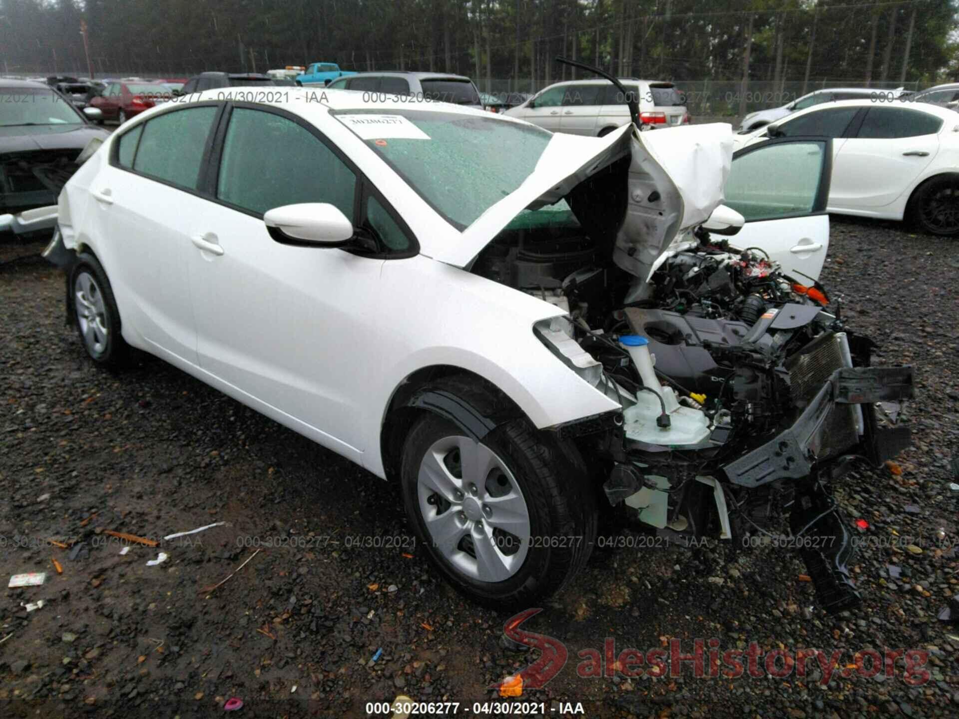 3KPFL4A75JE247821 2018 KIA FORTE