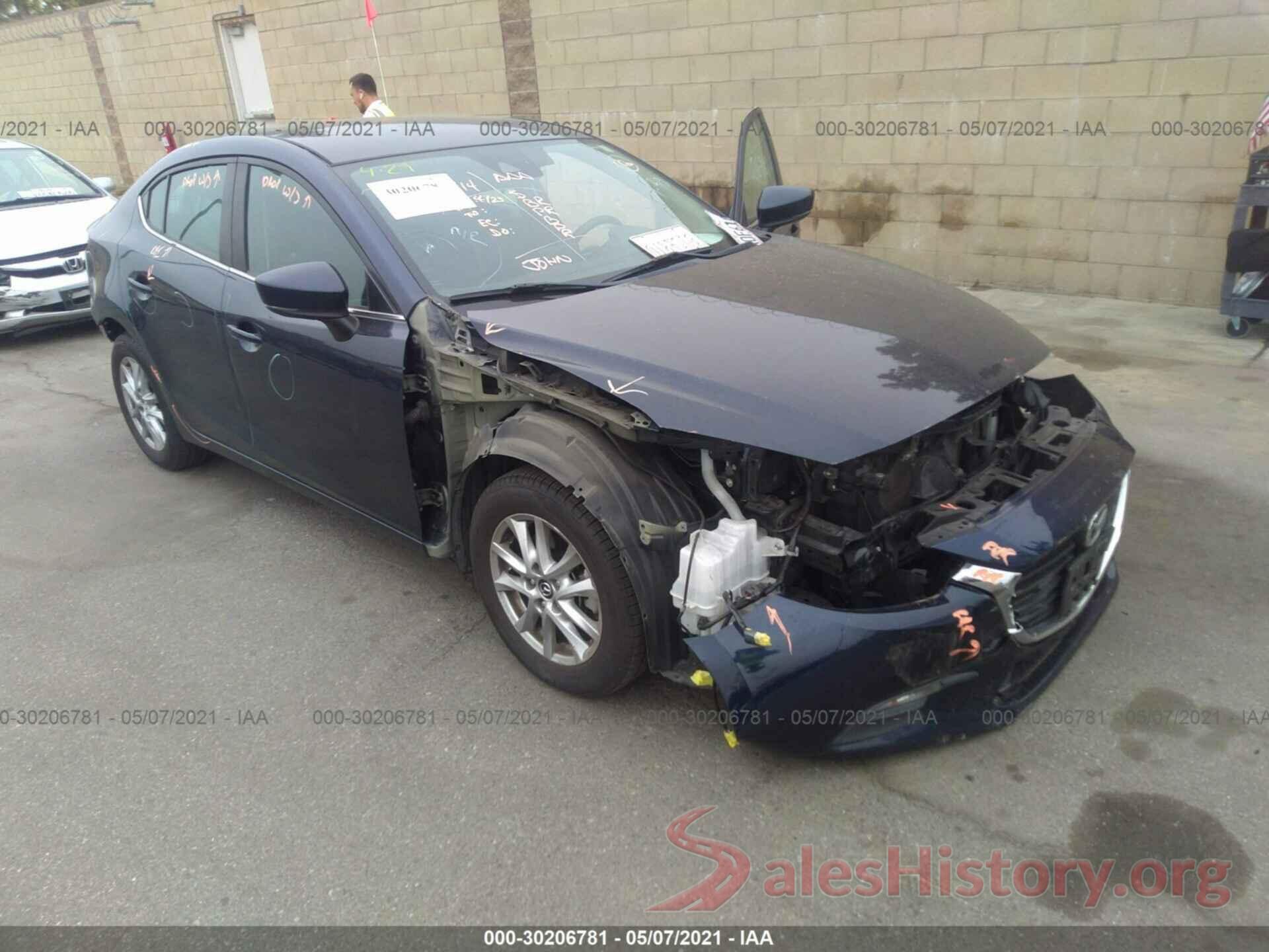 3MZBN1U75JM161169 2018 MAZDA MAZDA3 4-DOOR