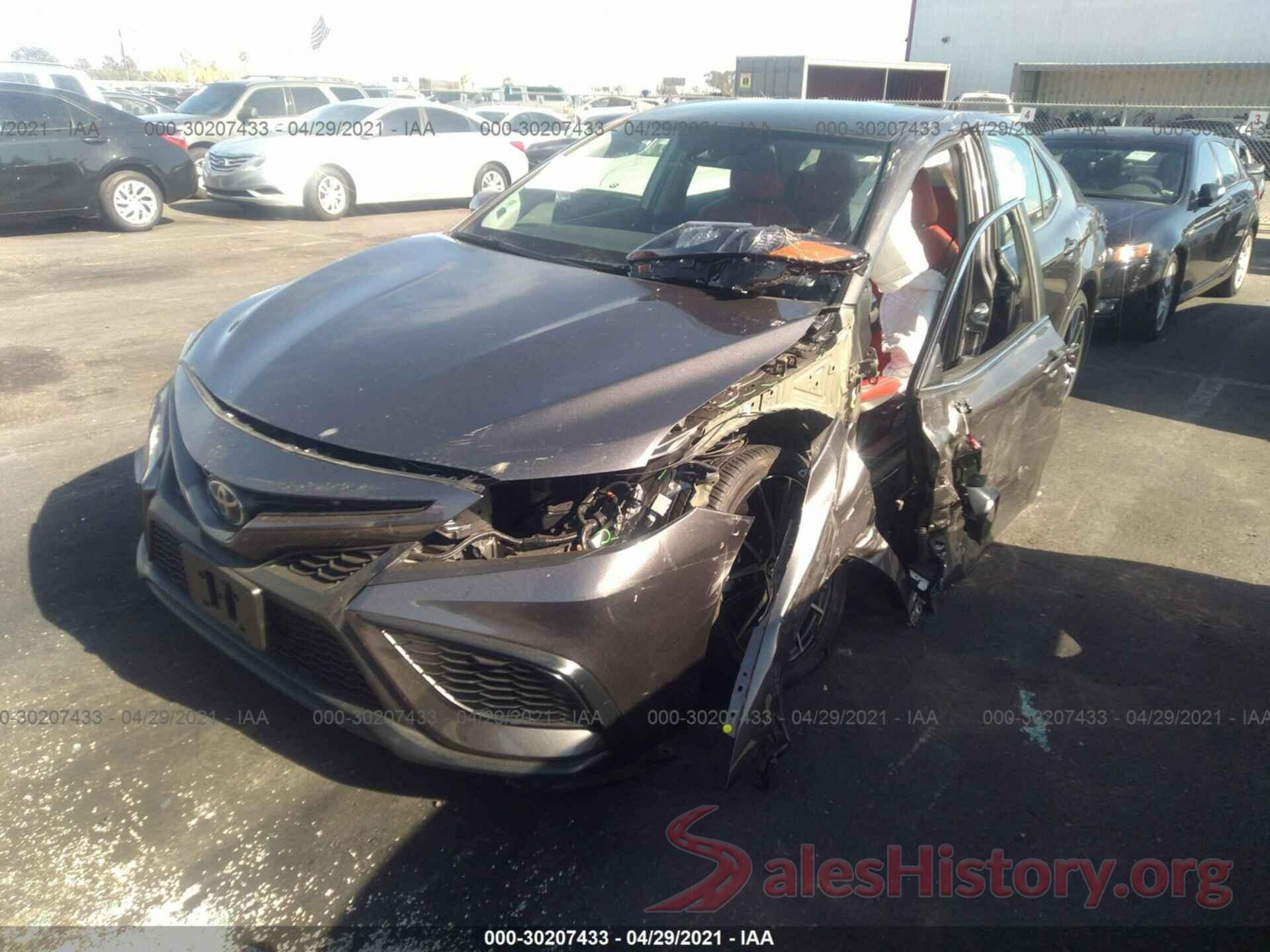 4T1G11AK4MU525381 2021 TOYOTA CAMRY