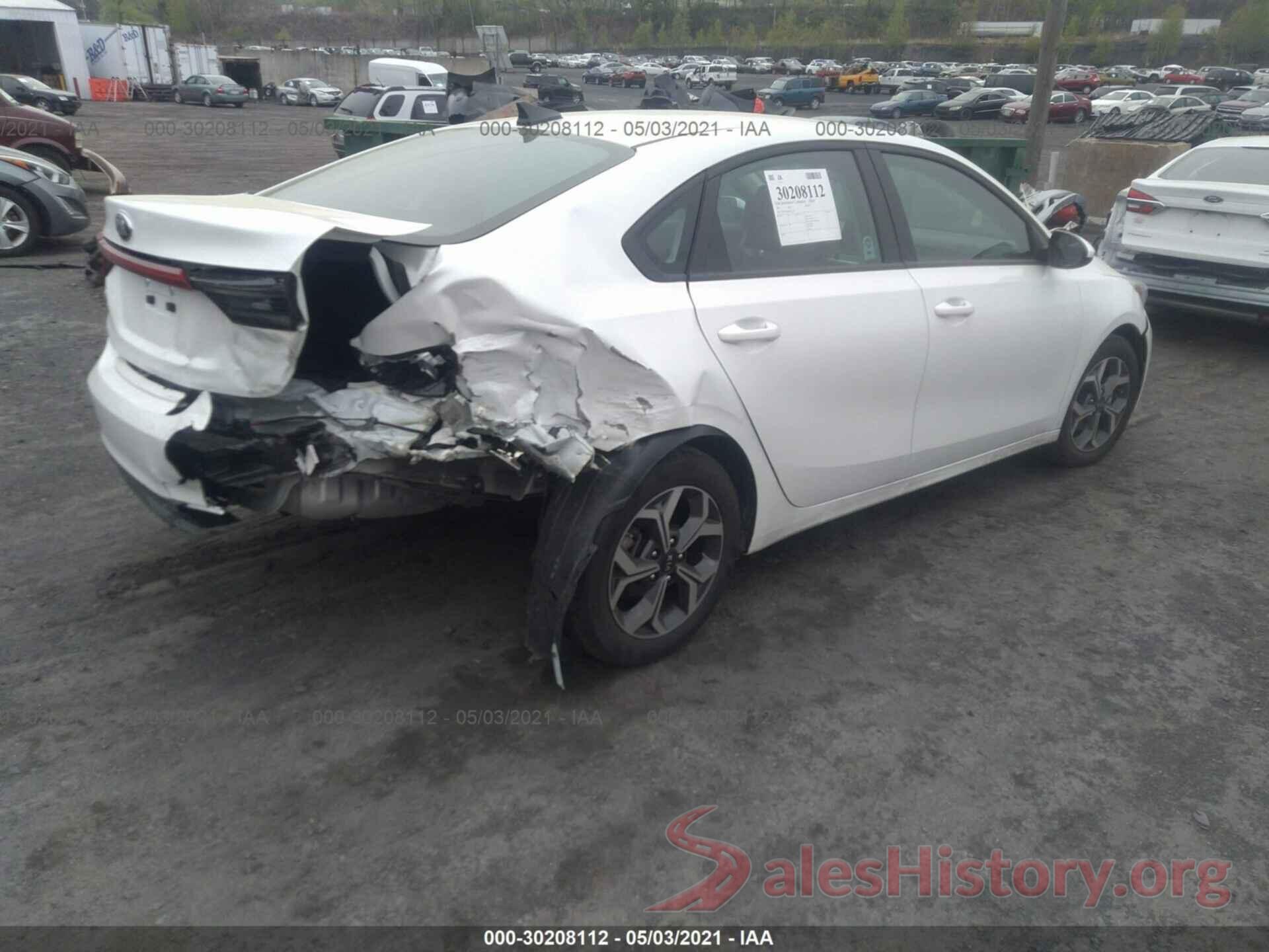 3KPF24AD2ME313285 2021 KIA FORTE