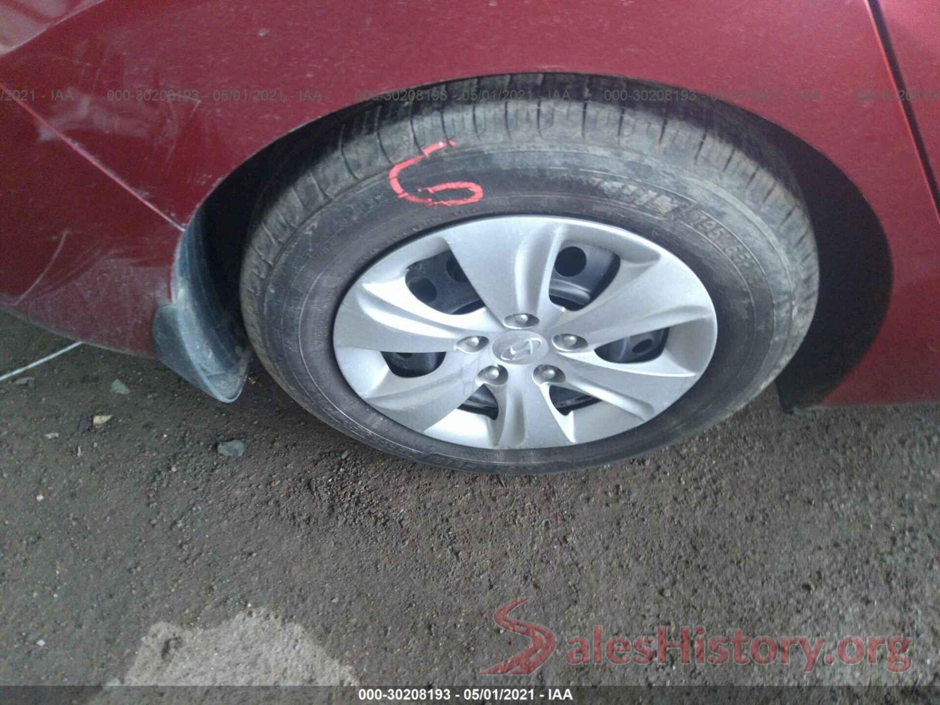 5NPDH4AE6GH779526 2016 HYUNDAI ELANTRA