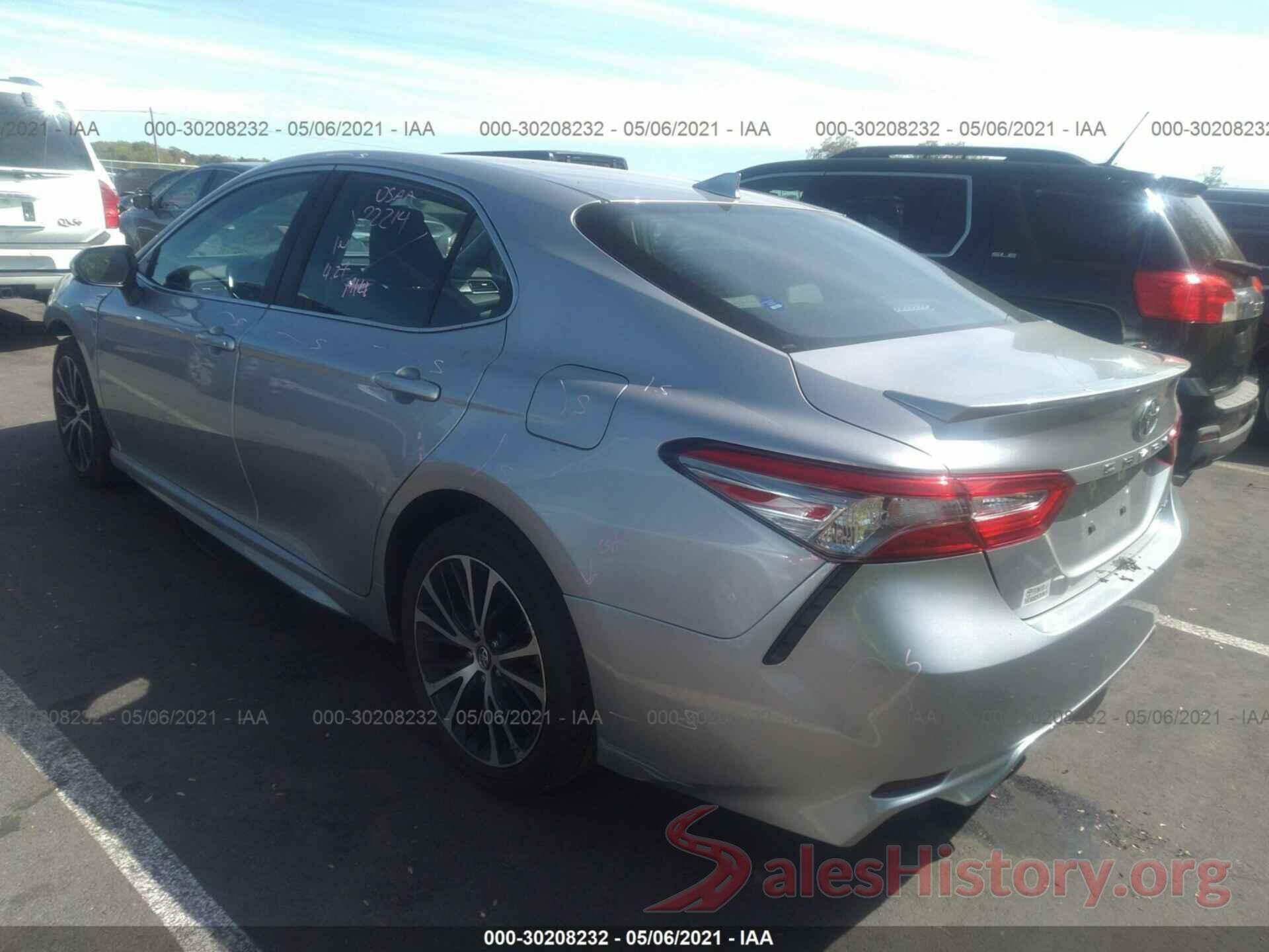 4T1B11HK5KU737445 2019 TOYOTA CAMRY