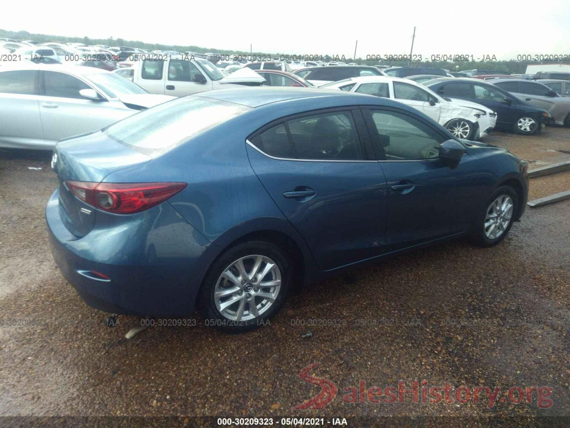 3MZBN1U72JM217357 2018 MAZDA MAZDA3 4-DOOR