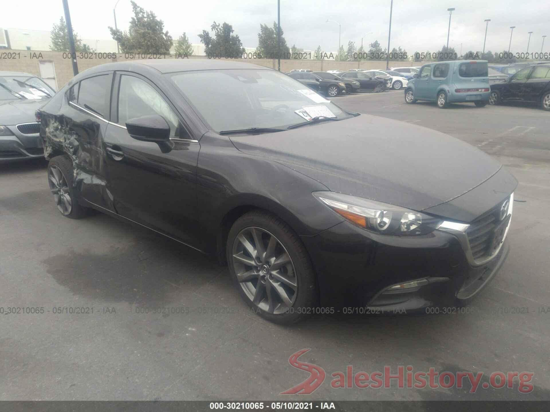 3MZBN1V39JM182330 2018 MAZDA MAZDA3 4-DOOR