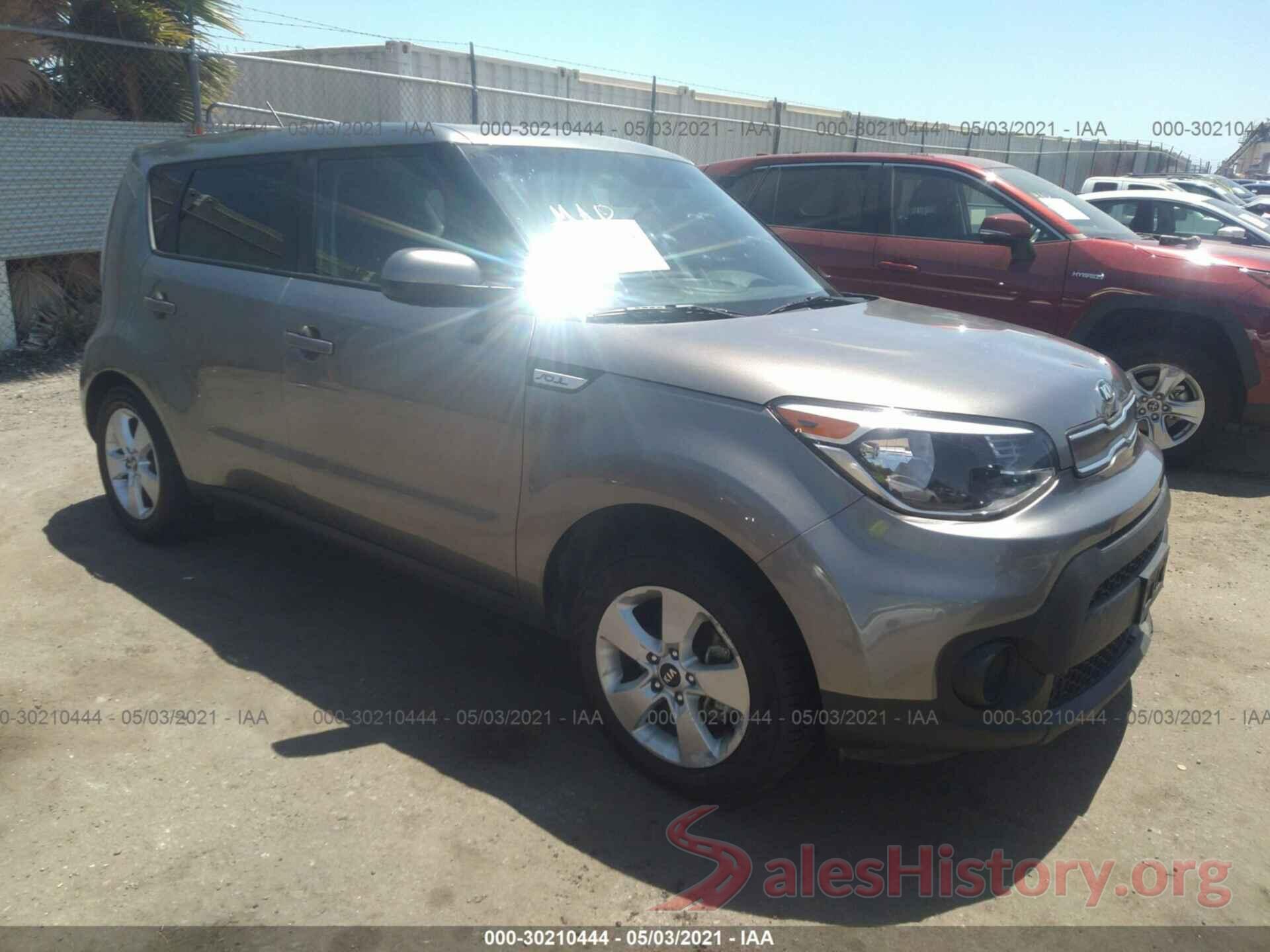 KNDJN2A2XJ7608067 2018 KIA SOUL