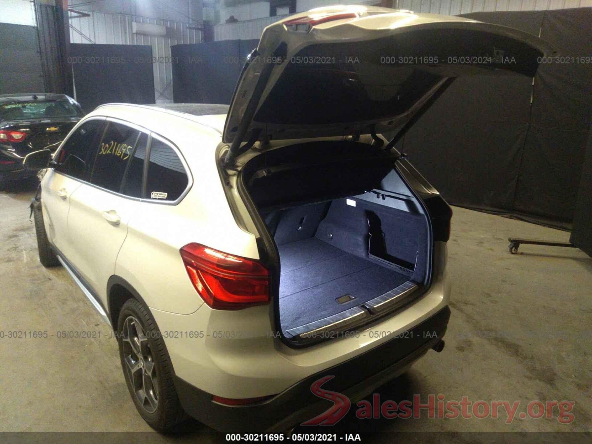 WBXHT3C39G5E48936 2016 BMW X1